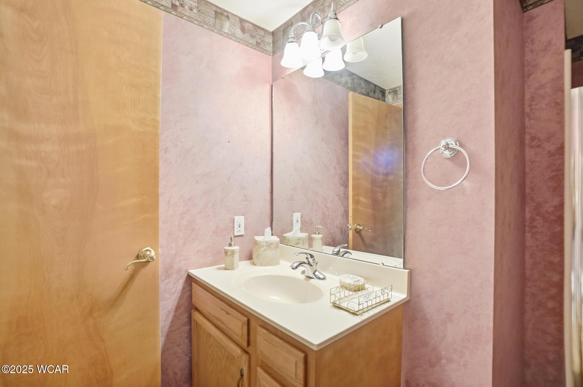 2905 Oak Hill Court, Lima, Ohio