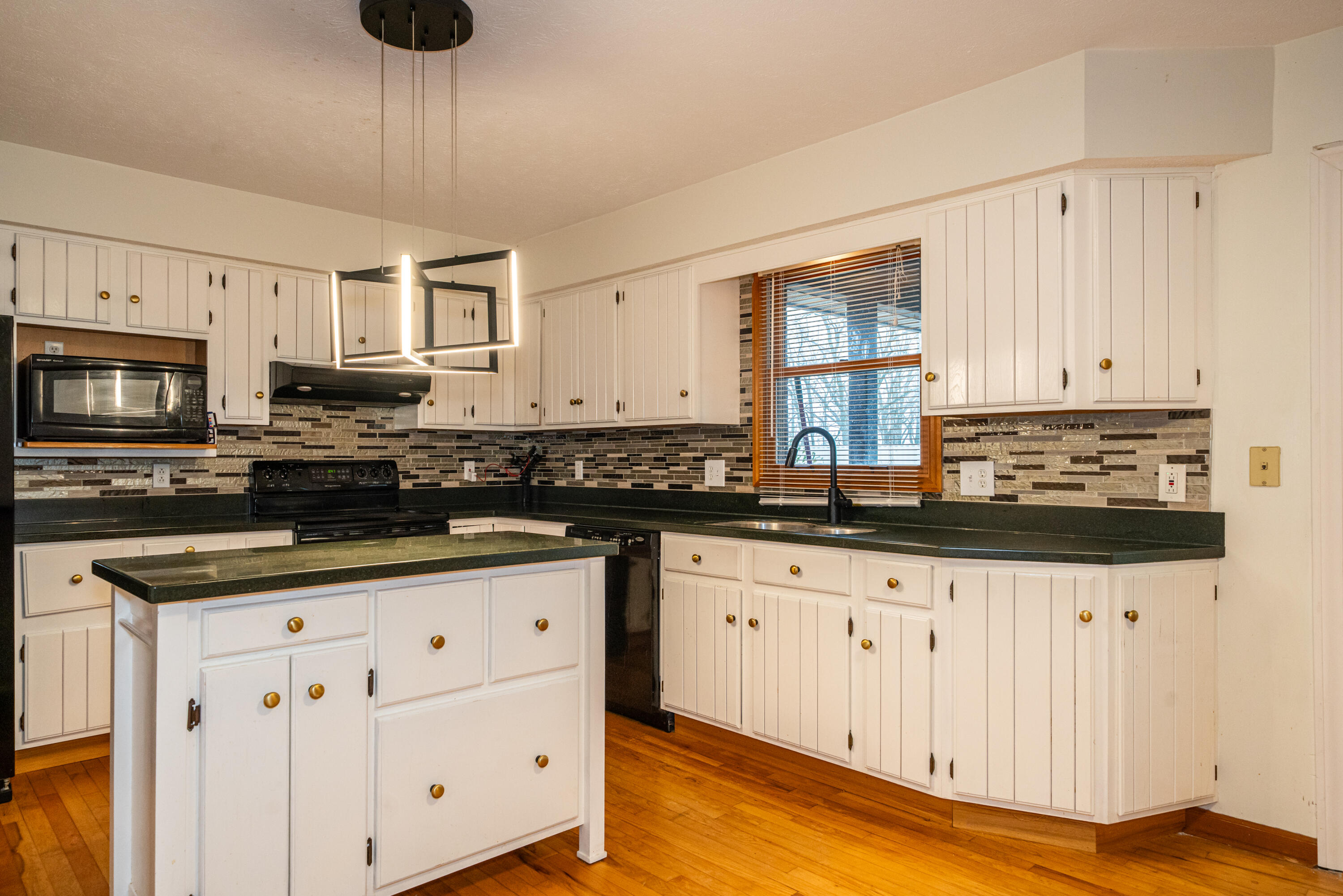 1622 Woodley Road, Dayton, Ohio 45403