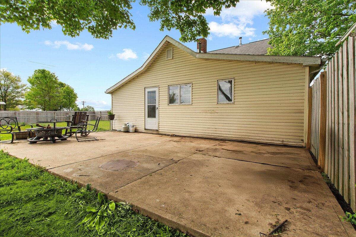 7588 Stringtown Road, Mechanicsburg, Ohio 43044