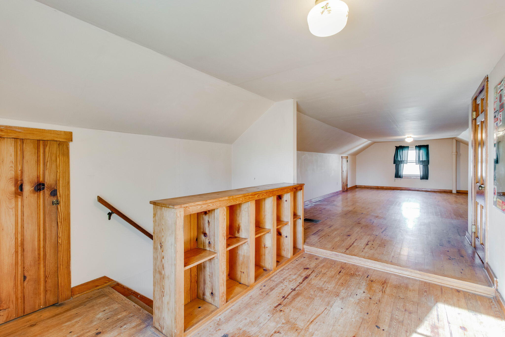 207 Roseland Avenue, Springfield, Ohio 45503