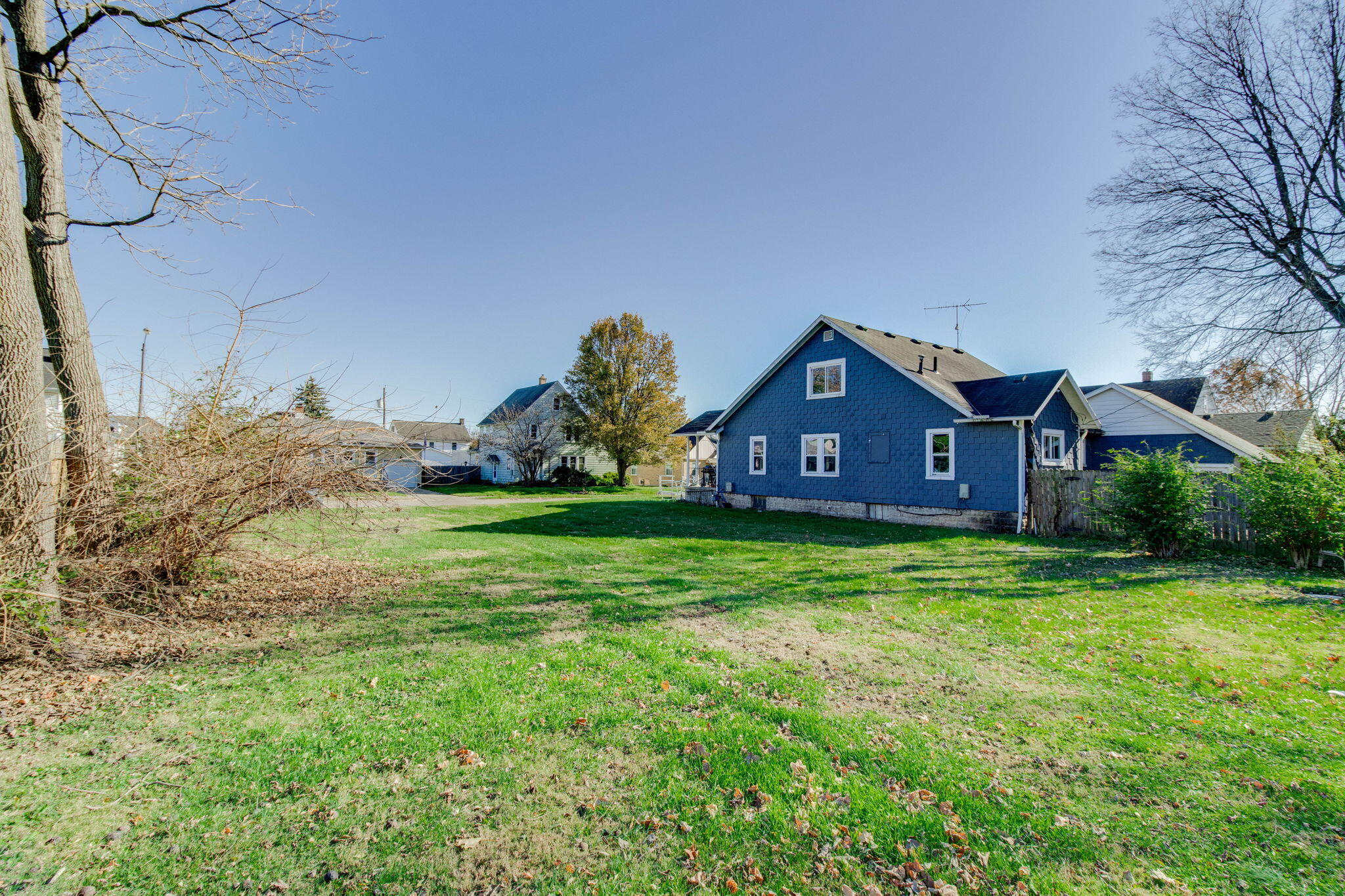 207 Roseland Avenue, Springfield, Ohio 45503