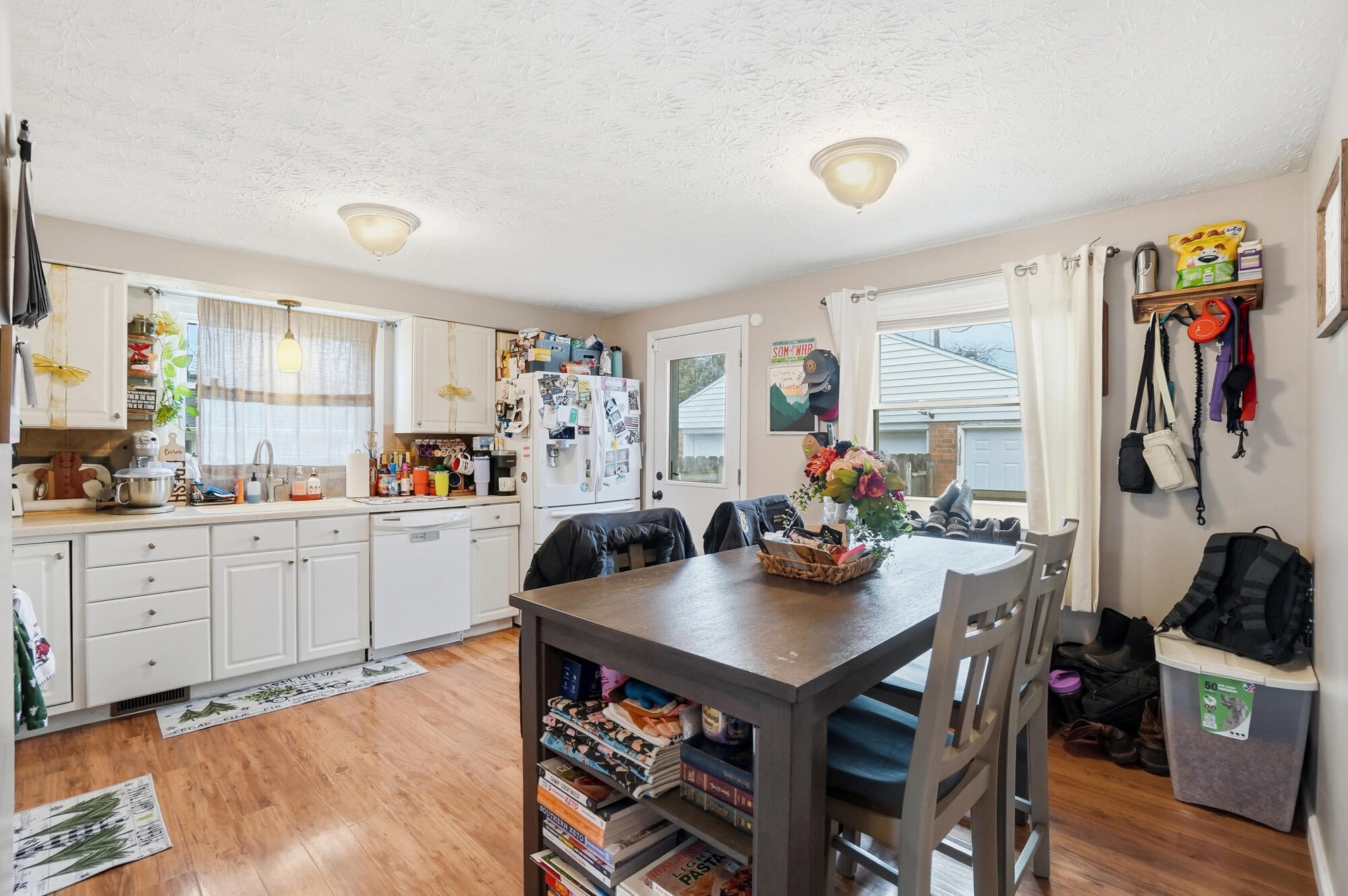 1910 Delmar Drive, Springfield, Ohio 45503