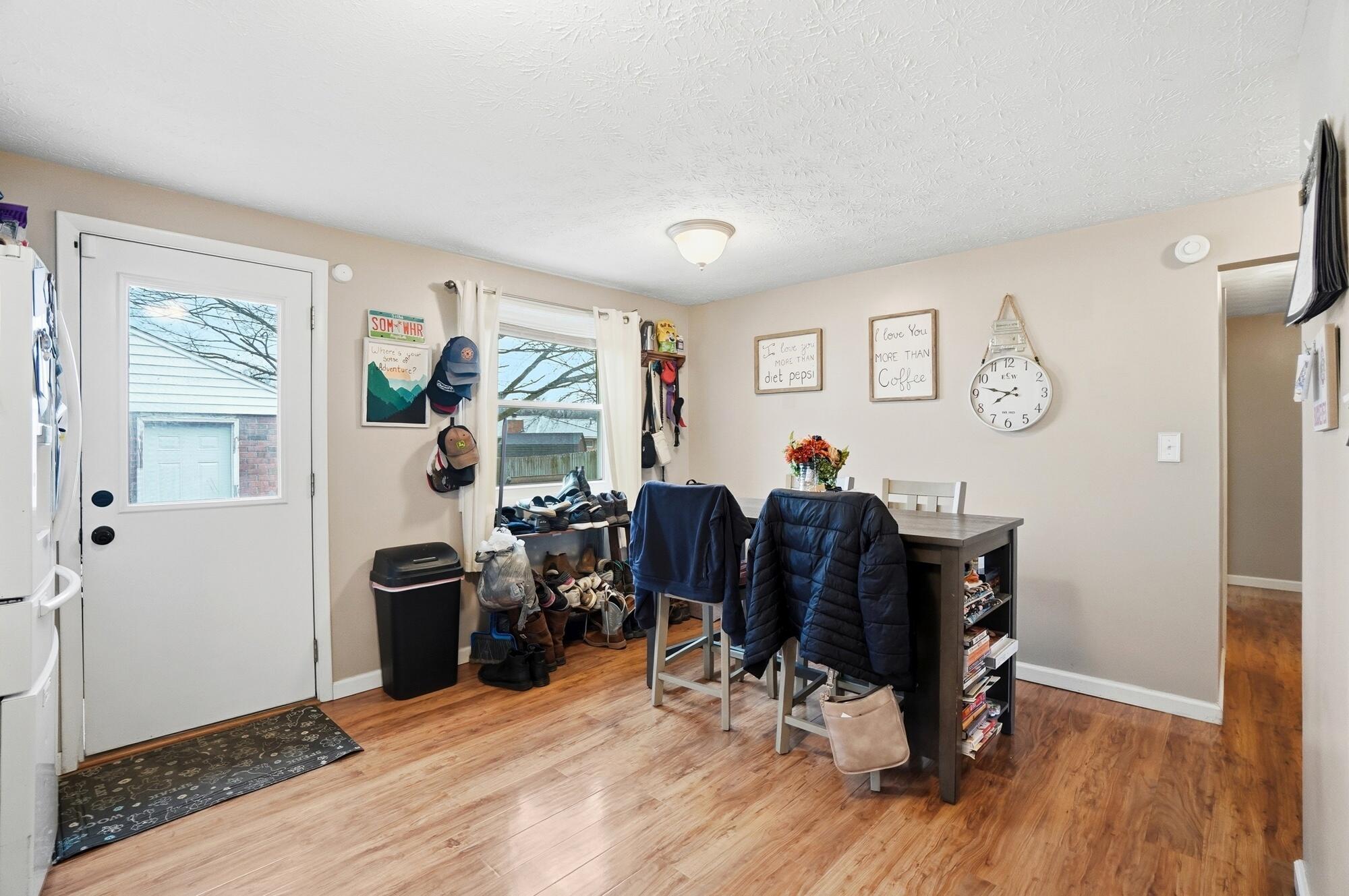 1910 Delmar Drive, Springfield, Ohio 45503