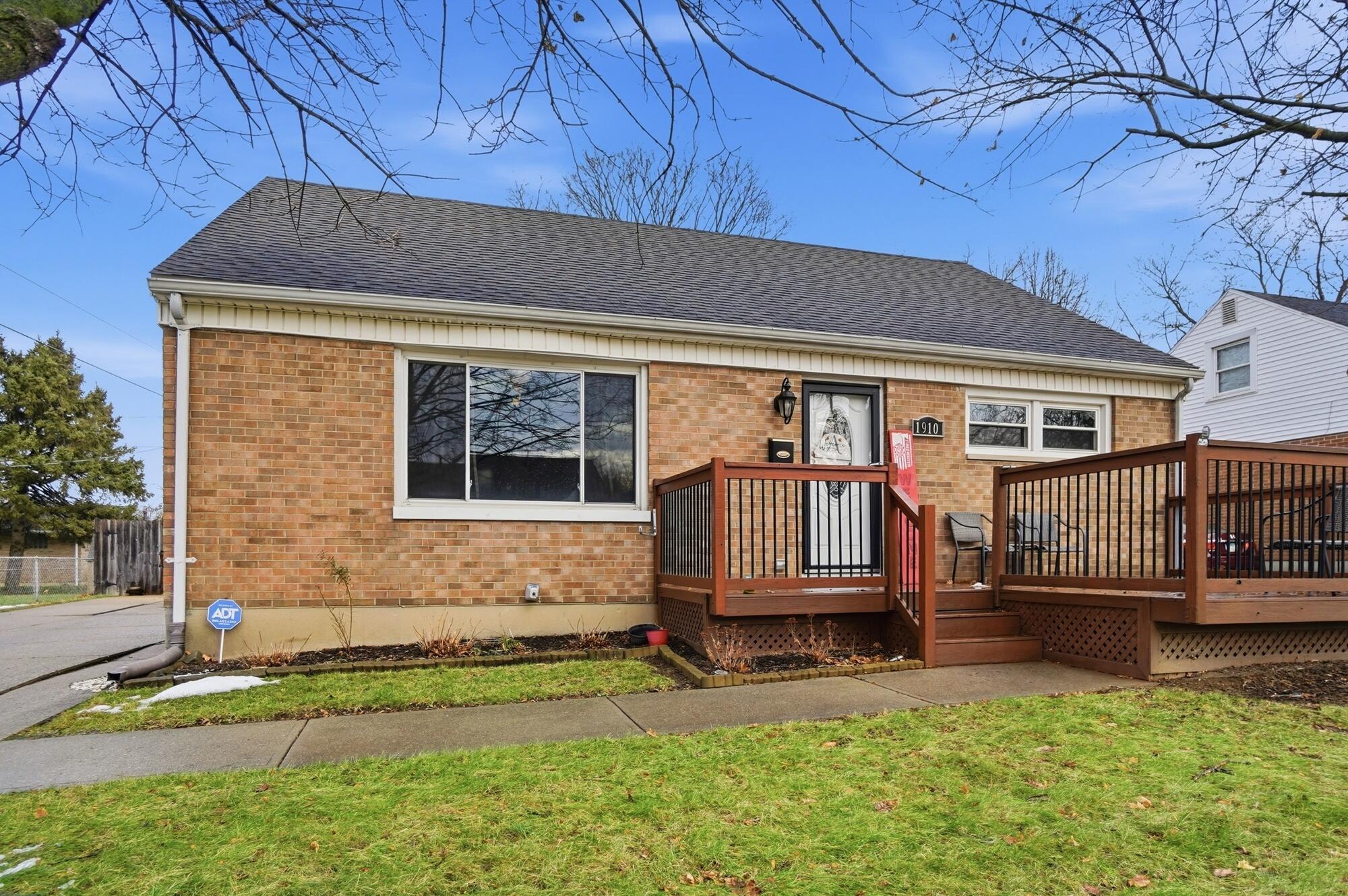 1910 Delmar Drive, Springfield, Ohio 45503