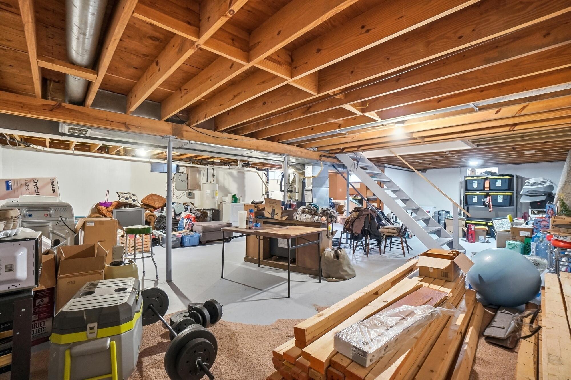 1910 Delmar Drive, Springfield, Ohio 45503