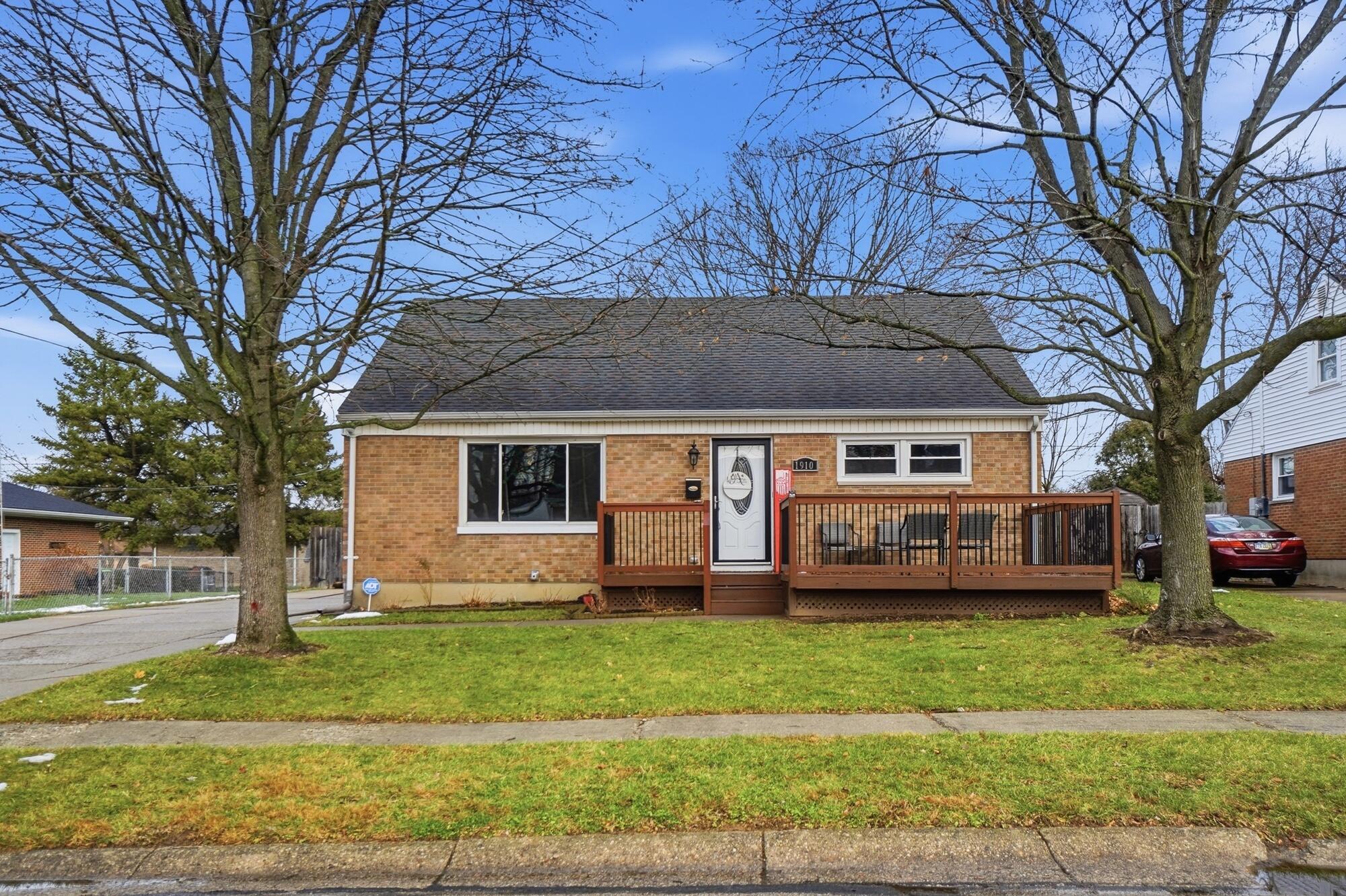 1910 Delmar Drive, Springfield, Ohio 45503