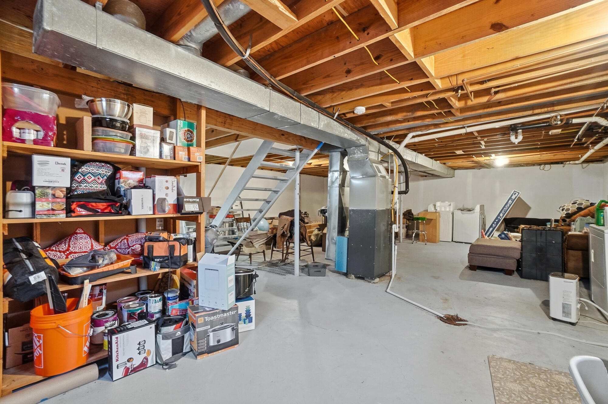 1910 Delmar Drive, Springfield, Ohio 45503