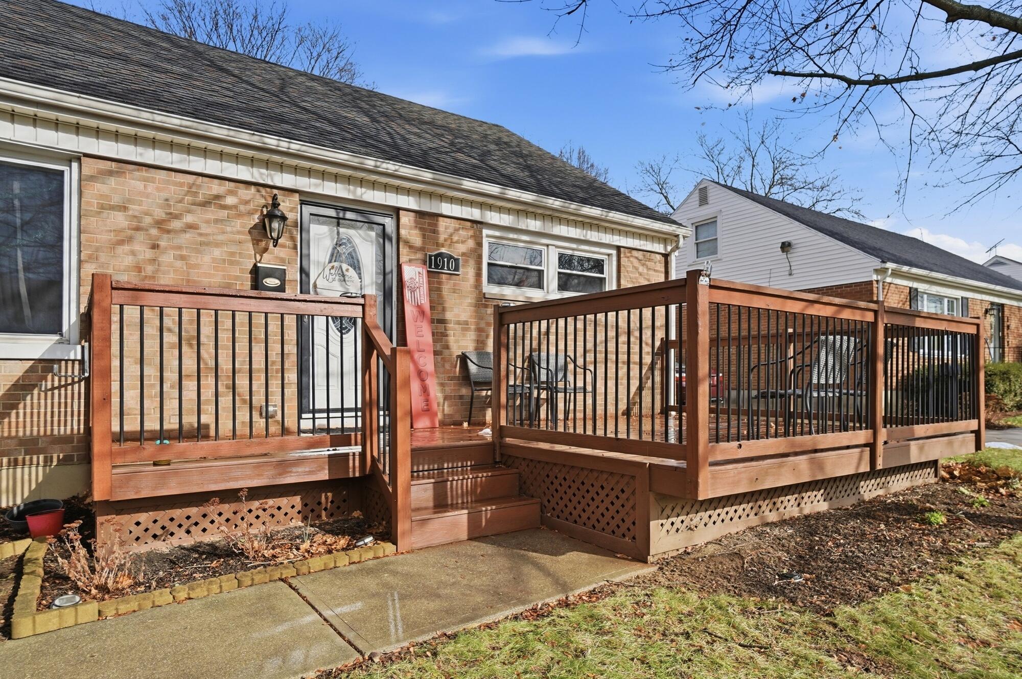 1910 Delmar Drive, Springfield, Ohio 45503