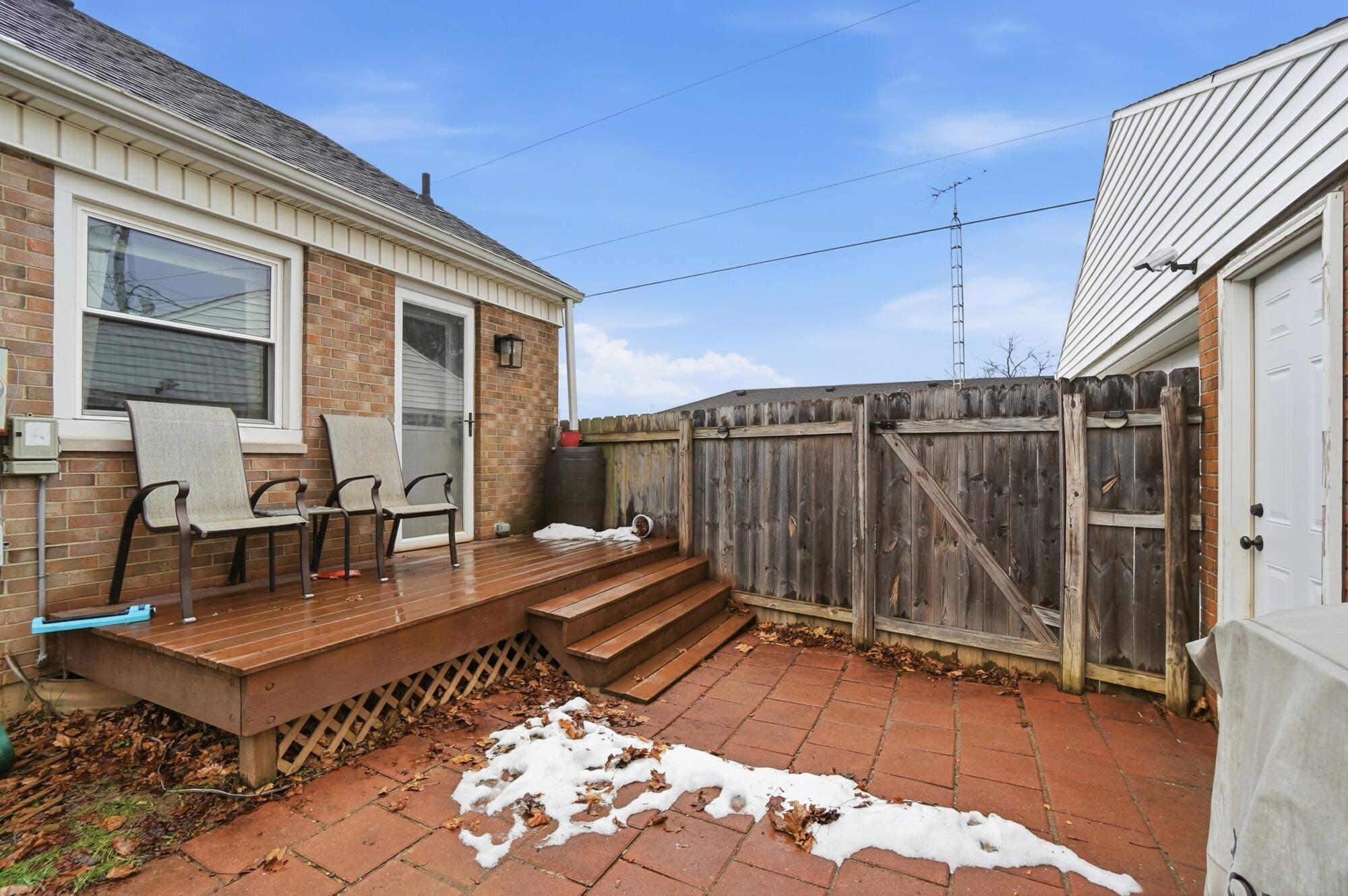 1910 Delmar Drive, Springfield, Ohio 45503