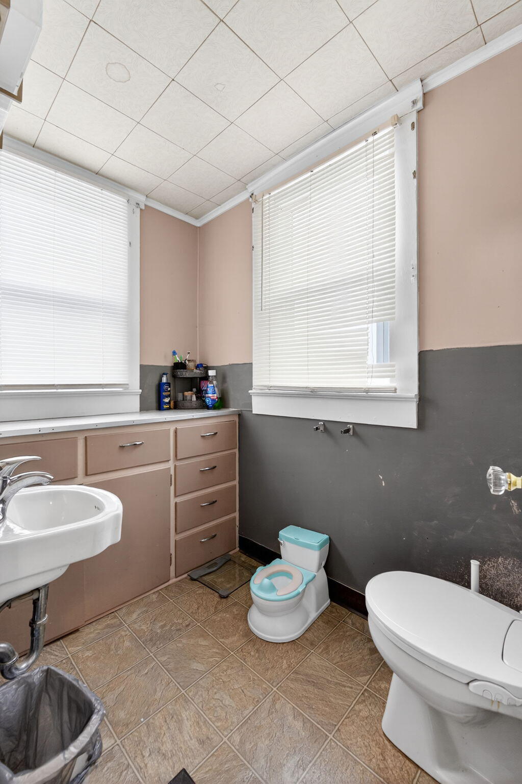 208 Madriver Street, Bellefontaine, Ohio 43311