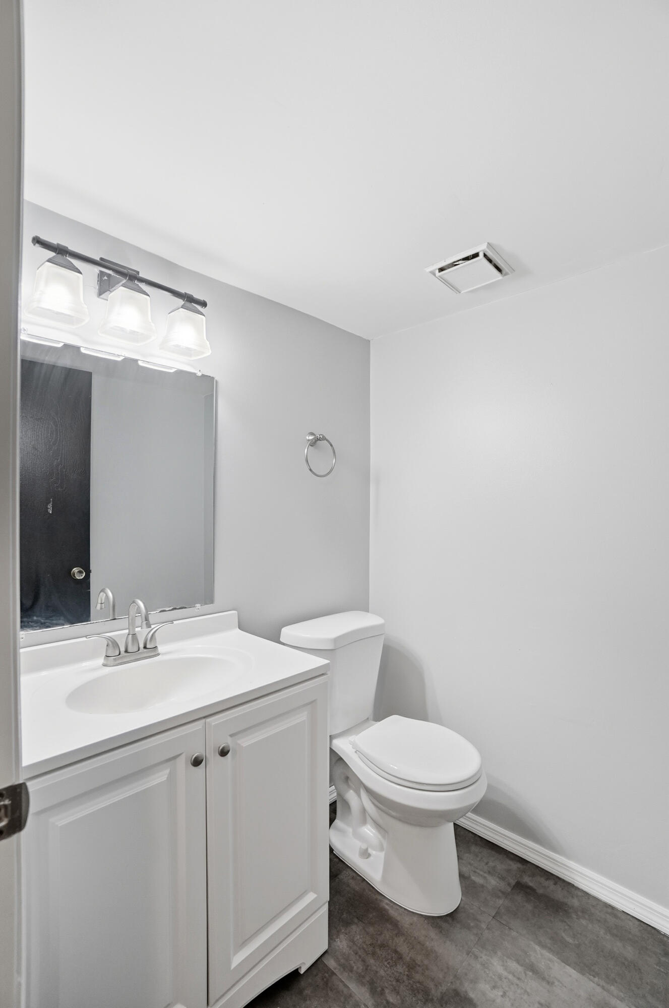 630 Hidden Valley Court, Fairborn, Ohio 45324