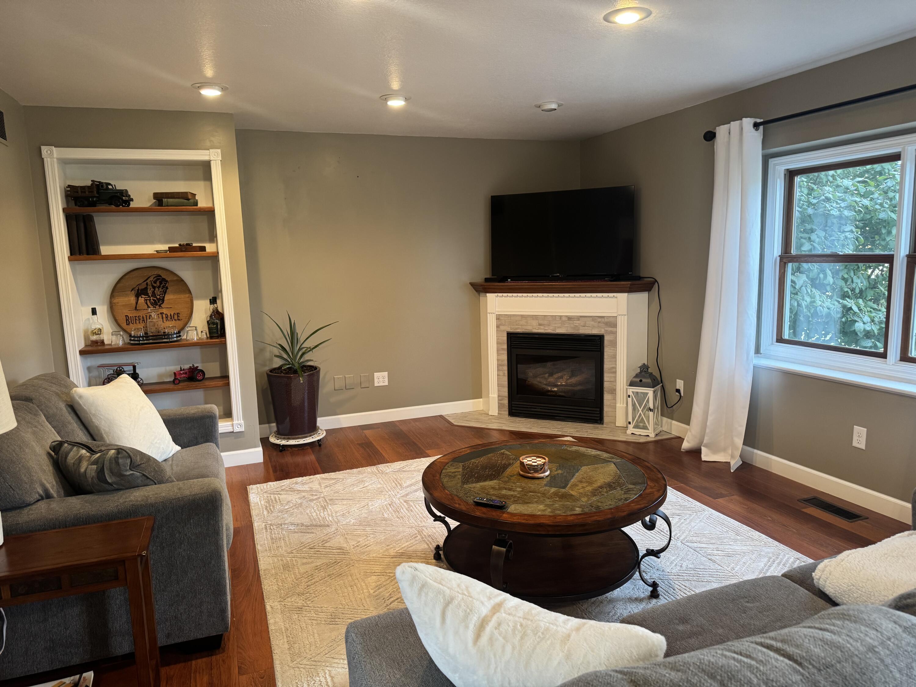 7680 Celina Mendon Road, Celina, Ohio 45822