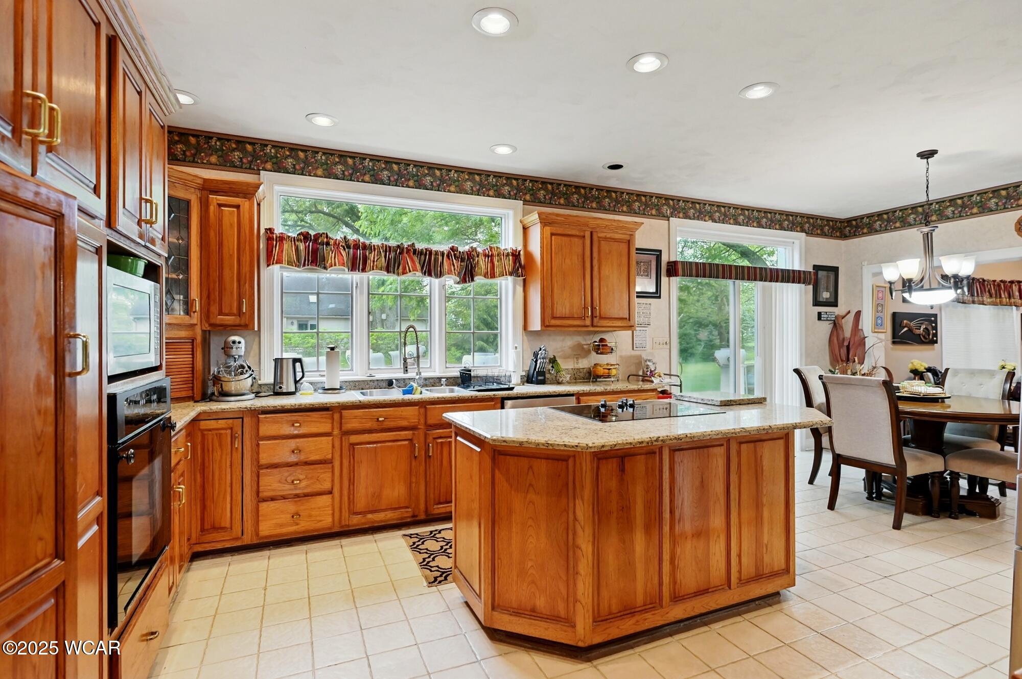 4803 Kitamat Trail, Lima, Ohio