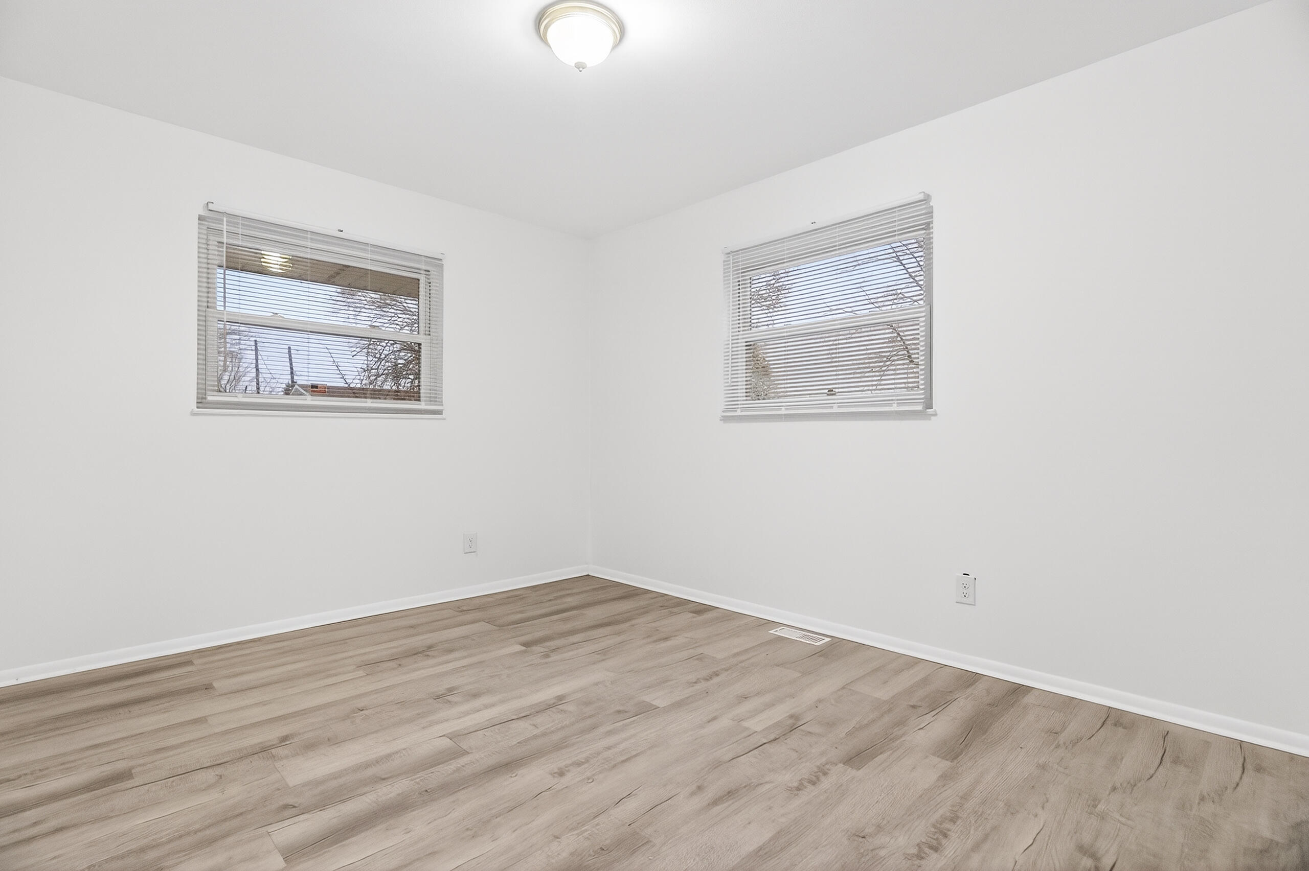 1843 Robert Place, Sidney, Ohio 45365