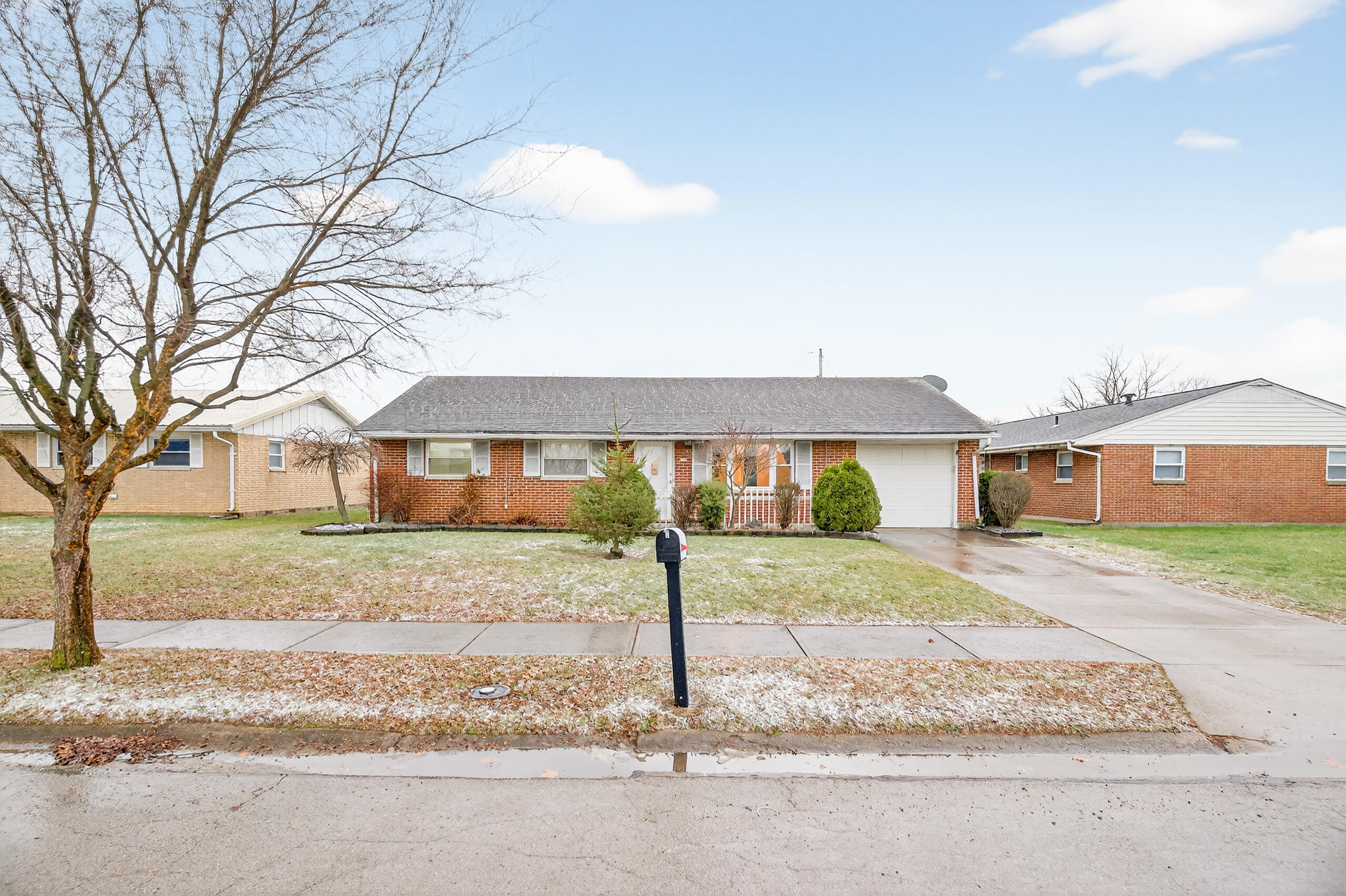 1843 Robert Place, Sidney, Ohio 45365