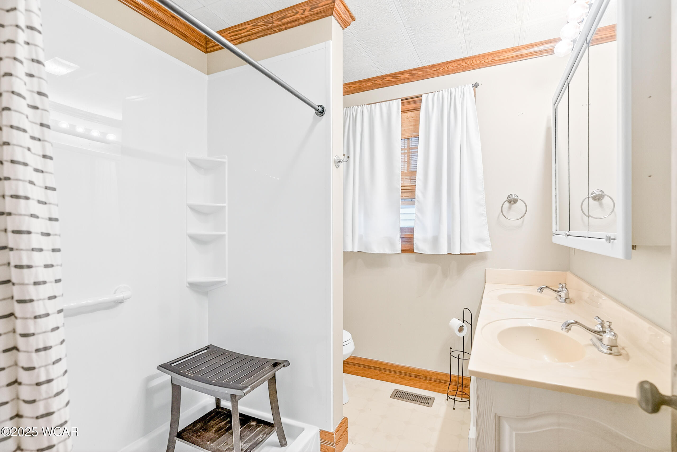 201 Pearl Street, Wapakoneta, Ohio