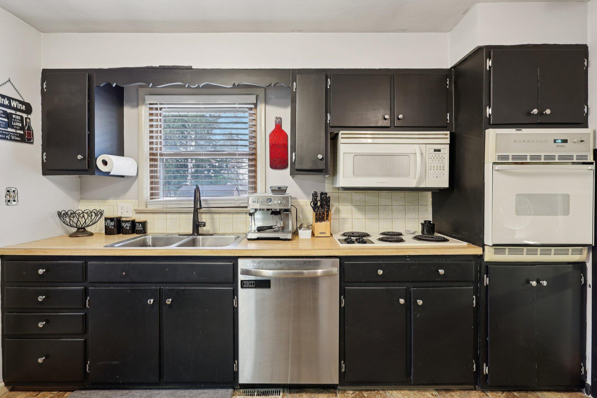 26 Meadowlawn Drive, Arcanum, Ohio 45304