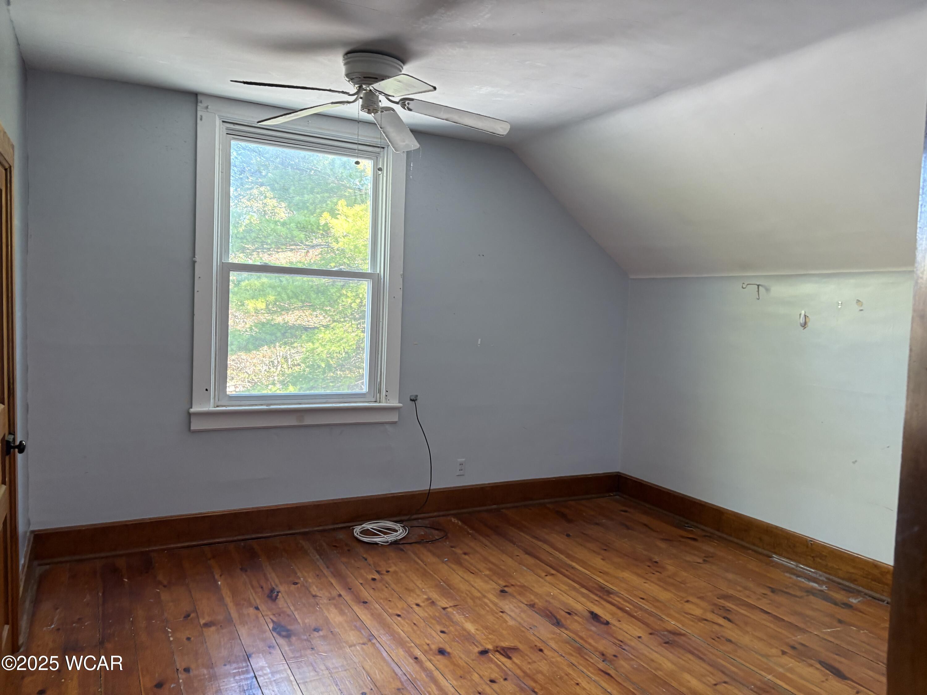 212 Lawn Avenue, Bluffton, Ohio