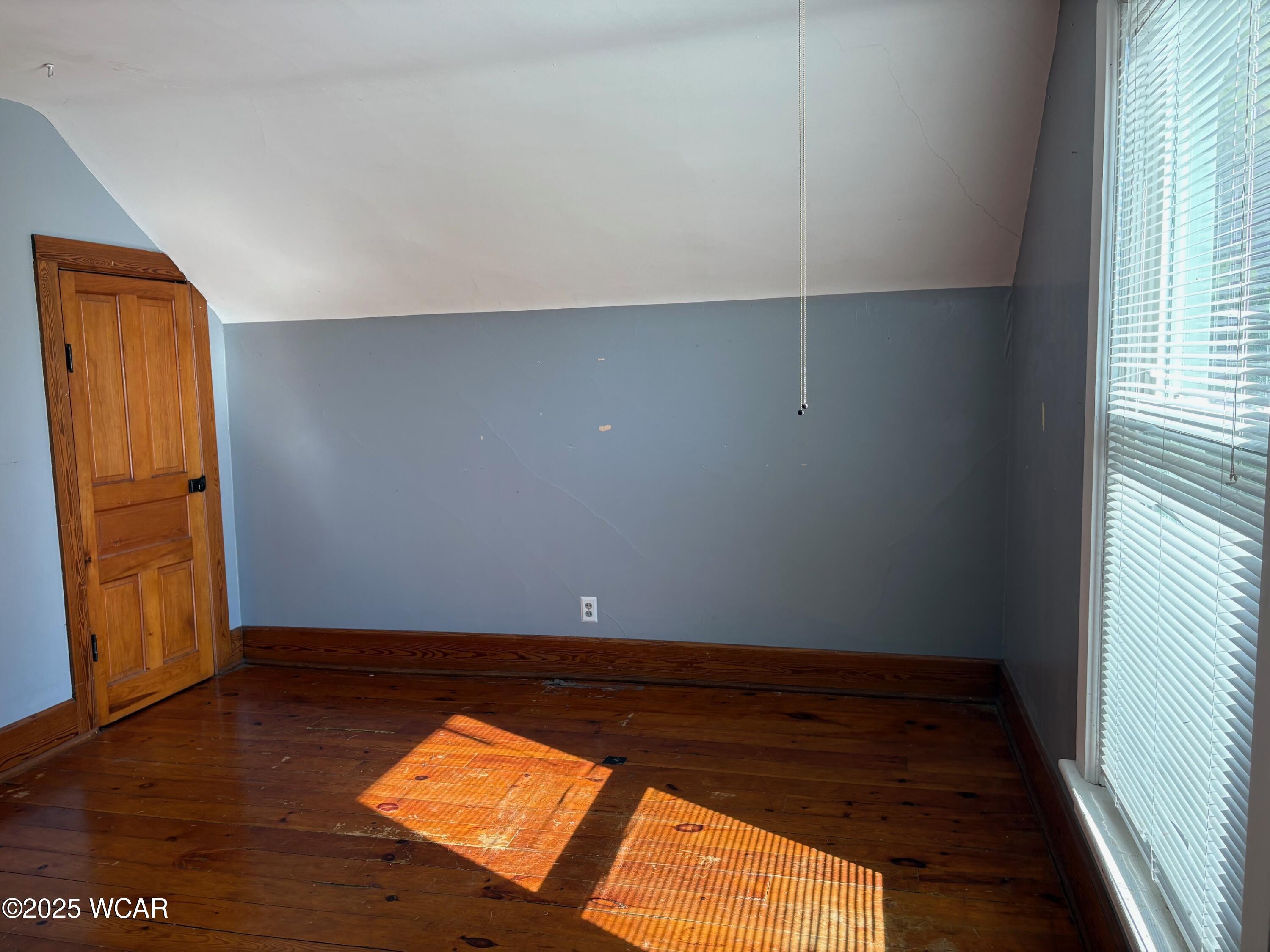 212 Lawn Avenue, Bluffton, Ohio