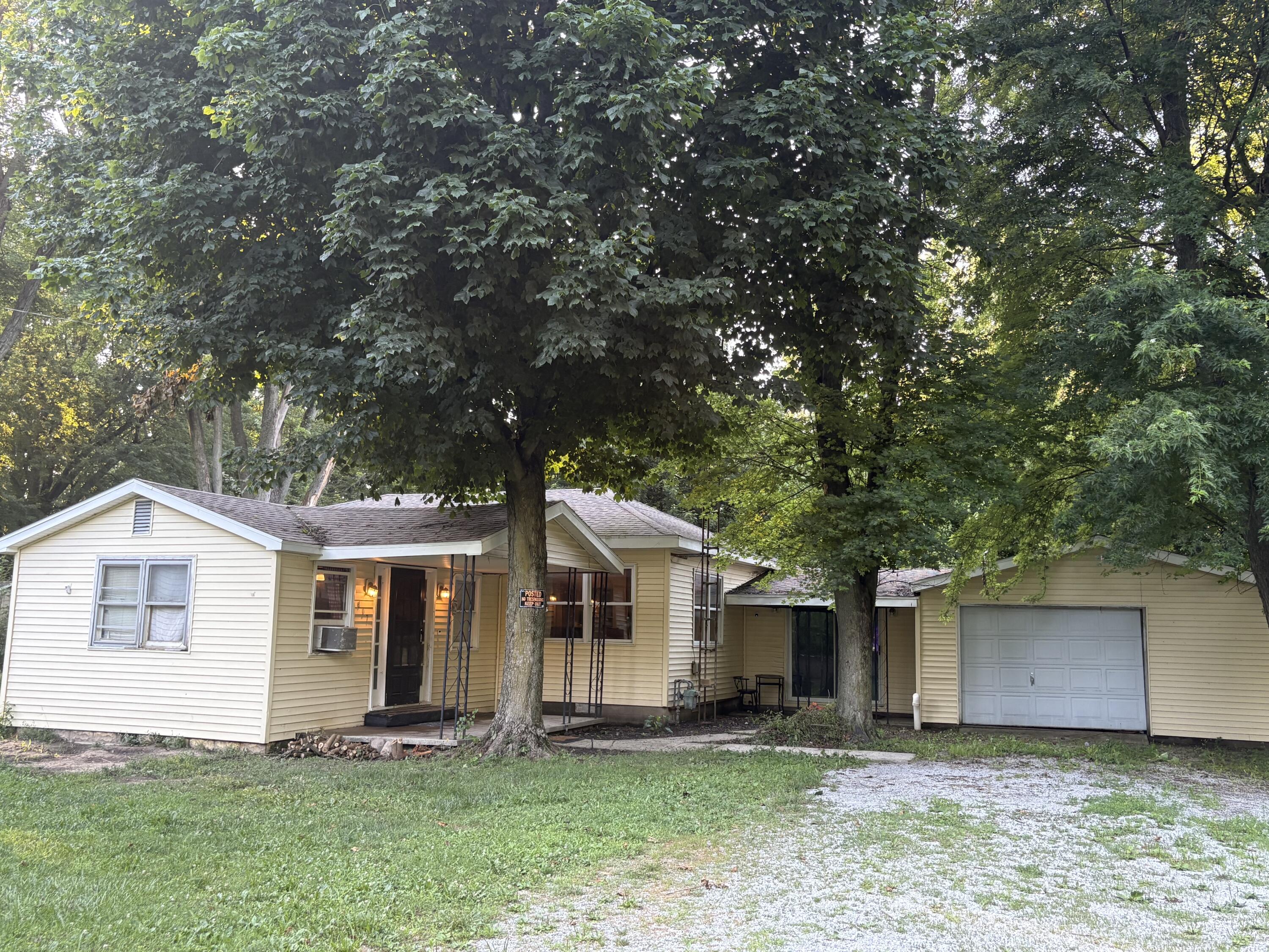 407 Marion Street, McGuffey, Ohio 45859