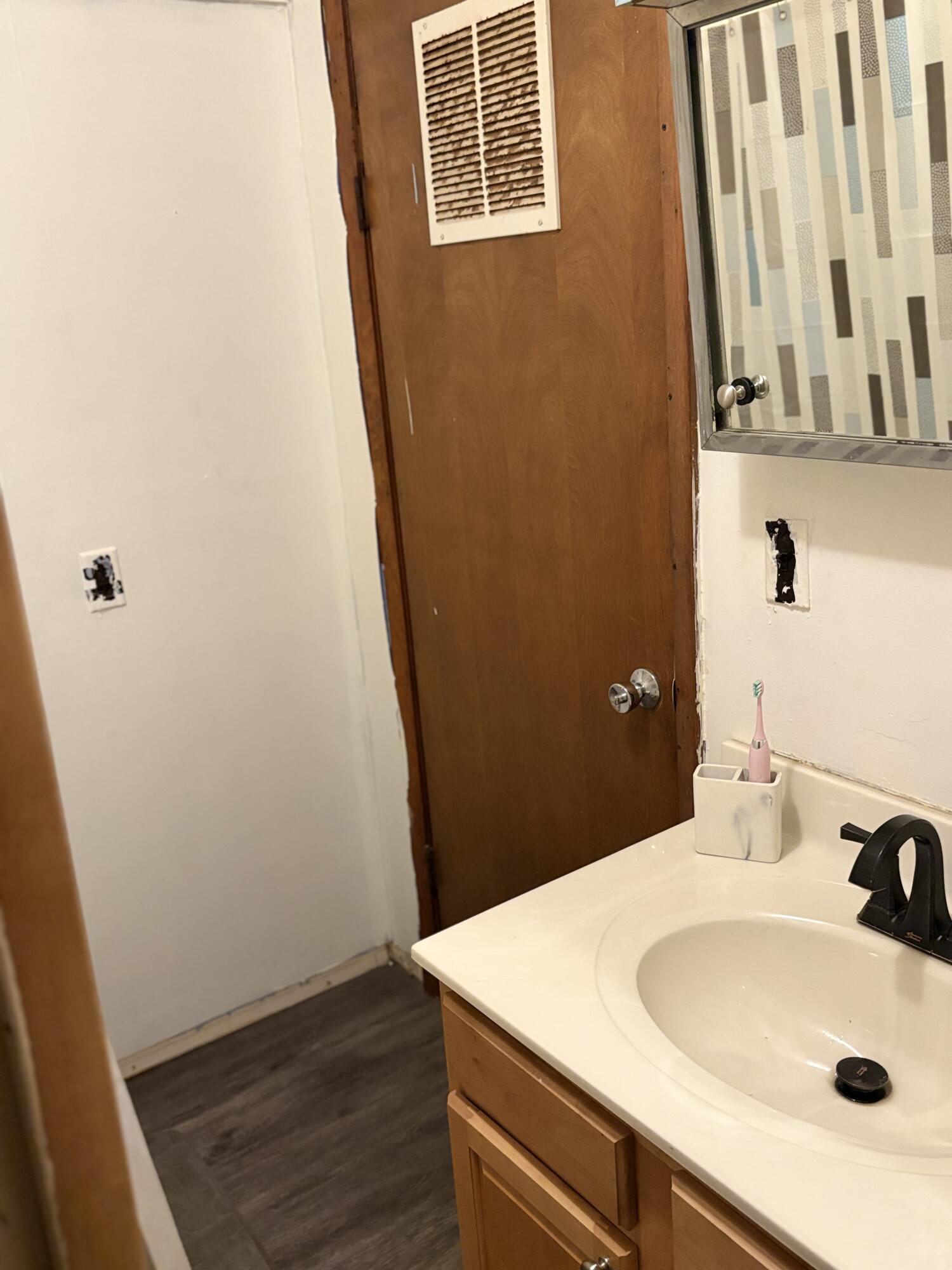 407 Marion Street, McGuffey, Ohio 45859