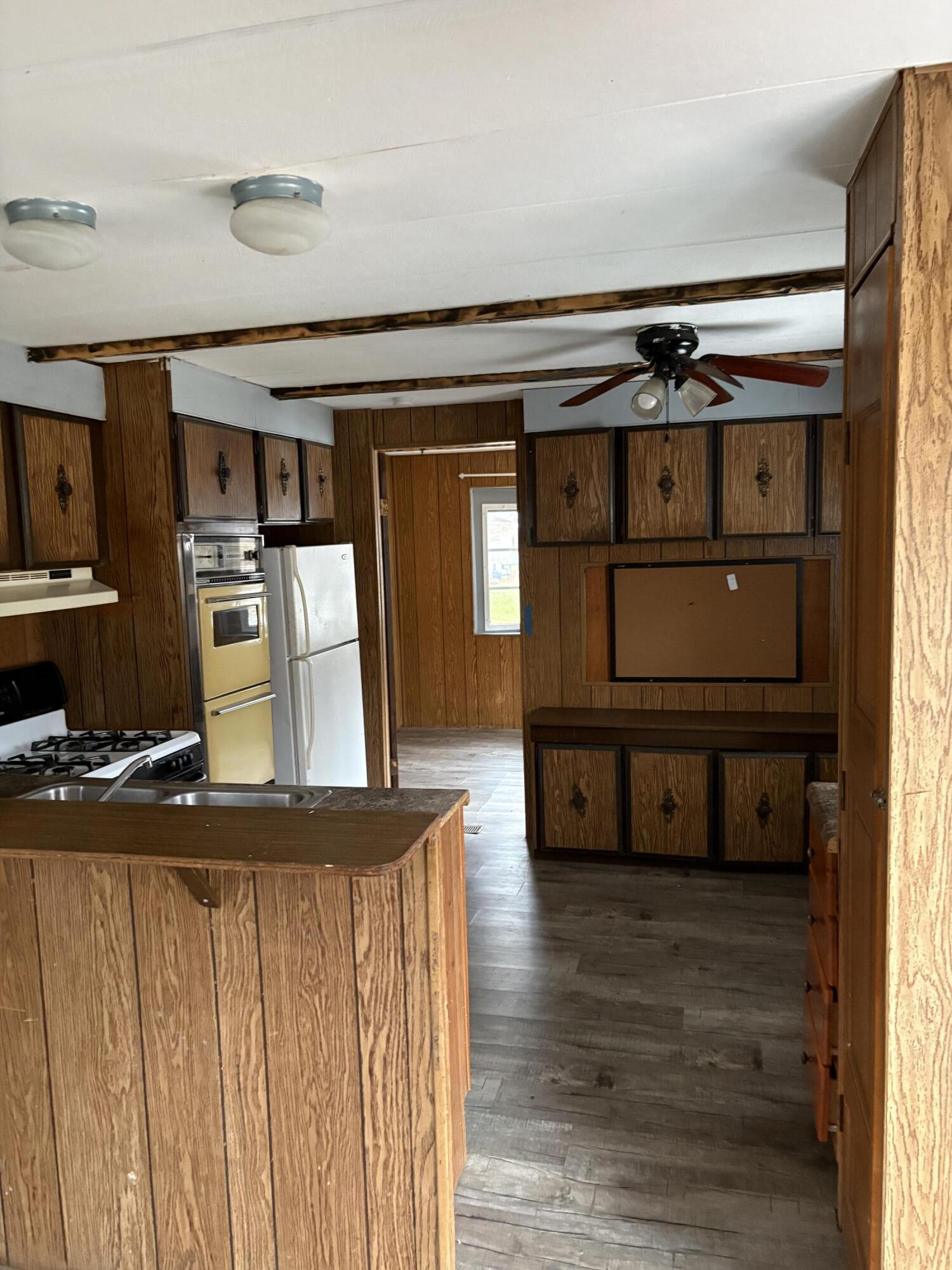 403 Marion Street, McGuffey, Ohio 45859