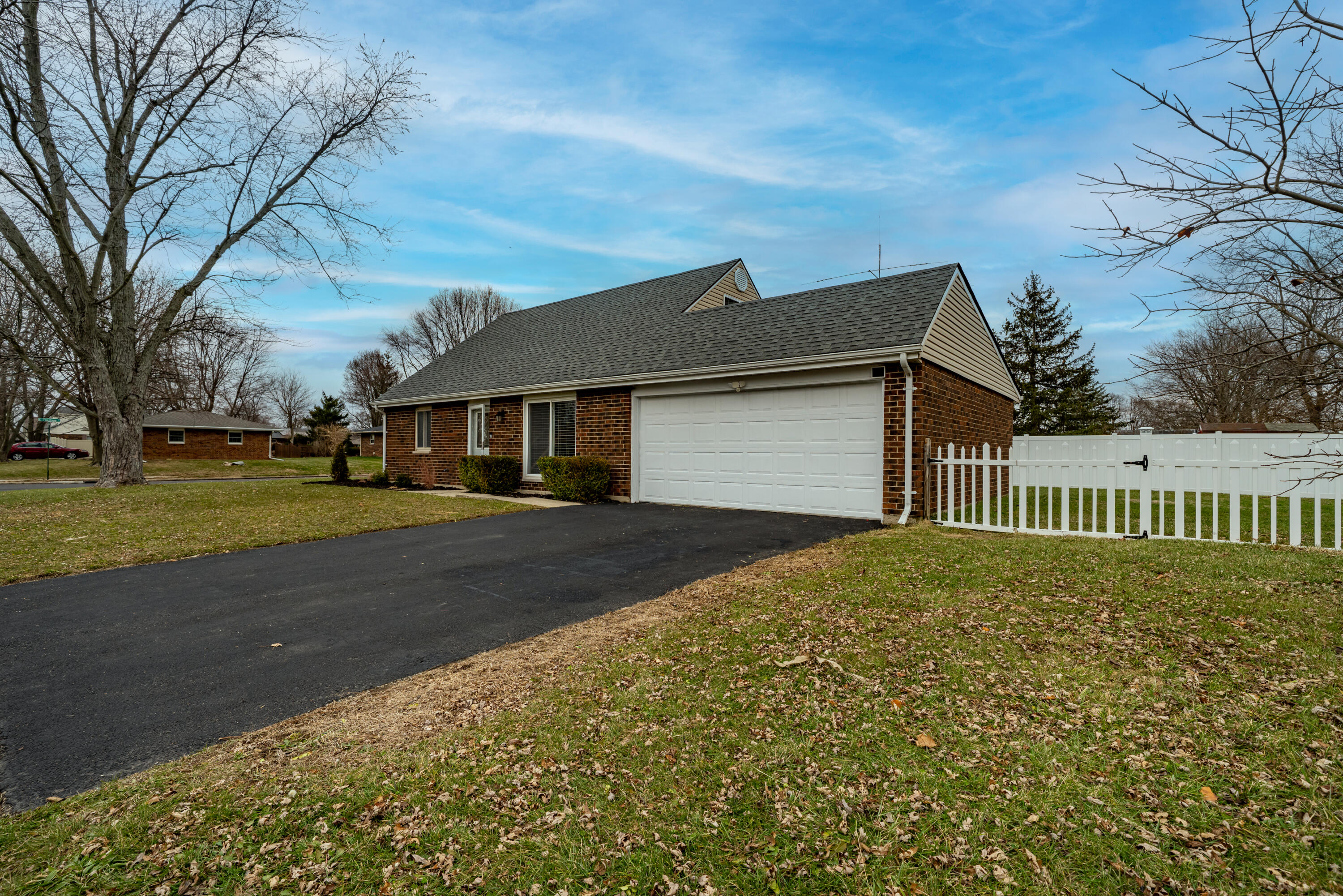 401 Kings Chapel Drive, Troy, Ohio 45373