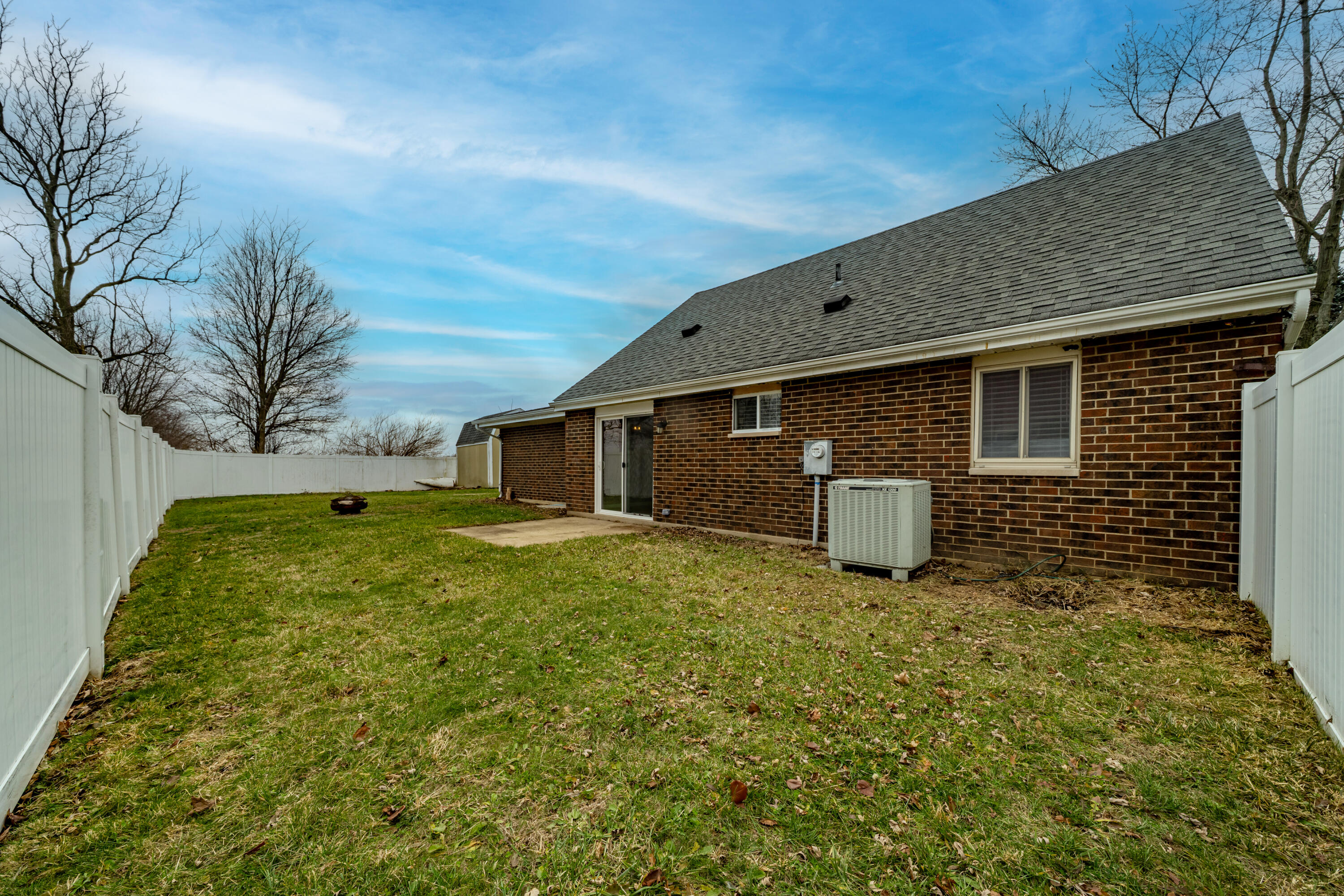 401 Kings Chapel Drive, Troy, Ohio 45373