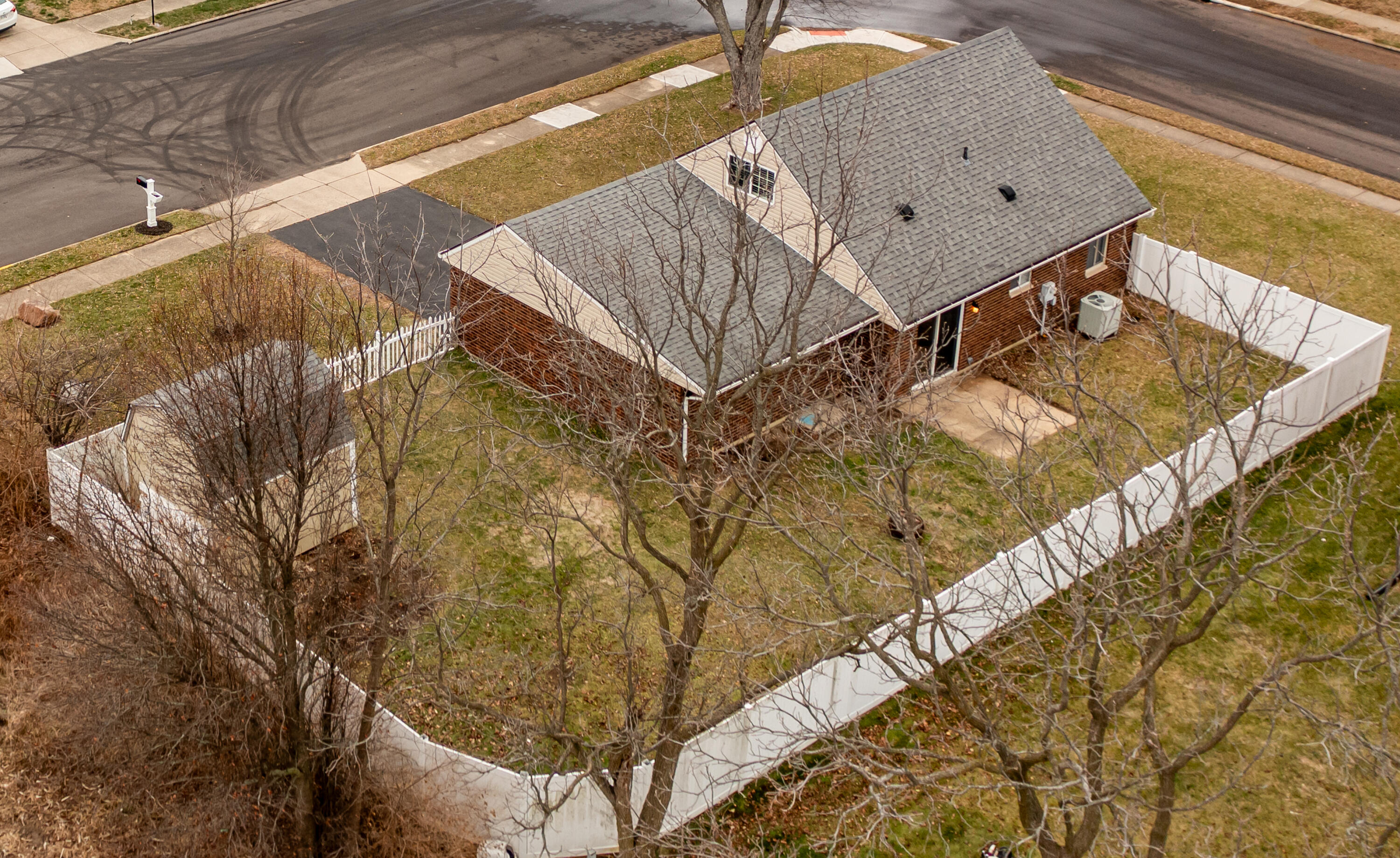 401 Kings Chapel Drive, Troy, Ohio 45373