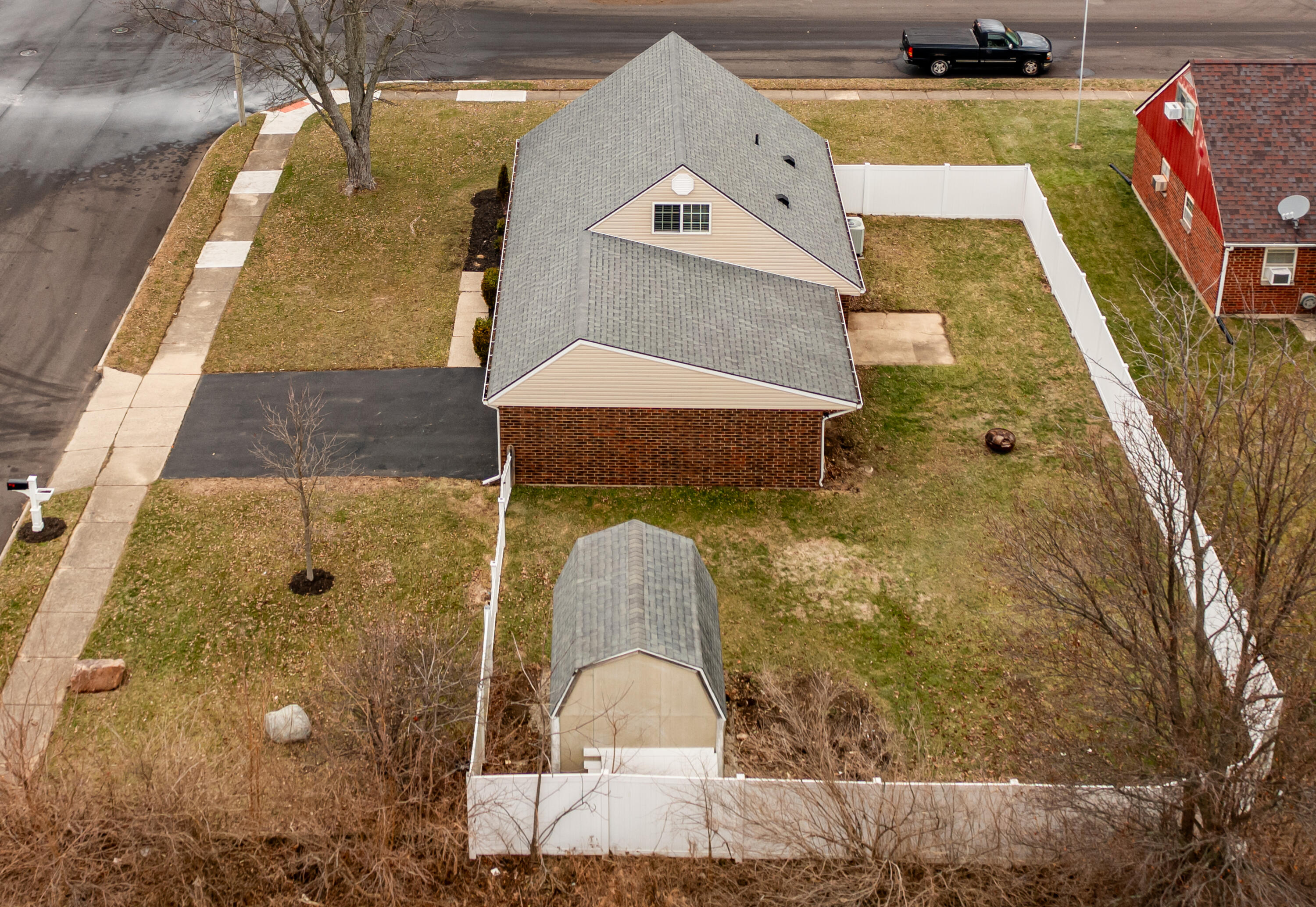 401 Kings Chapel Drive, Troy, Ohio 45373