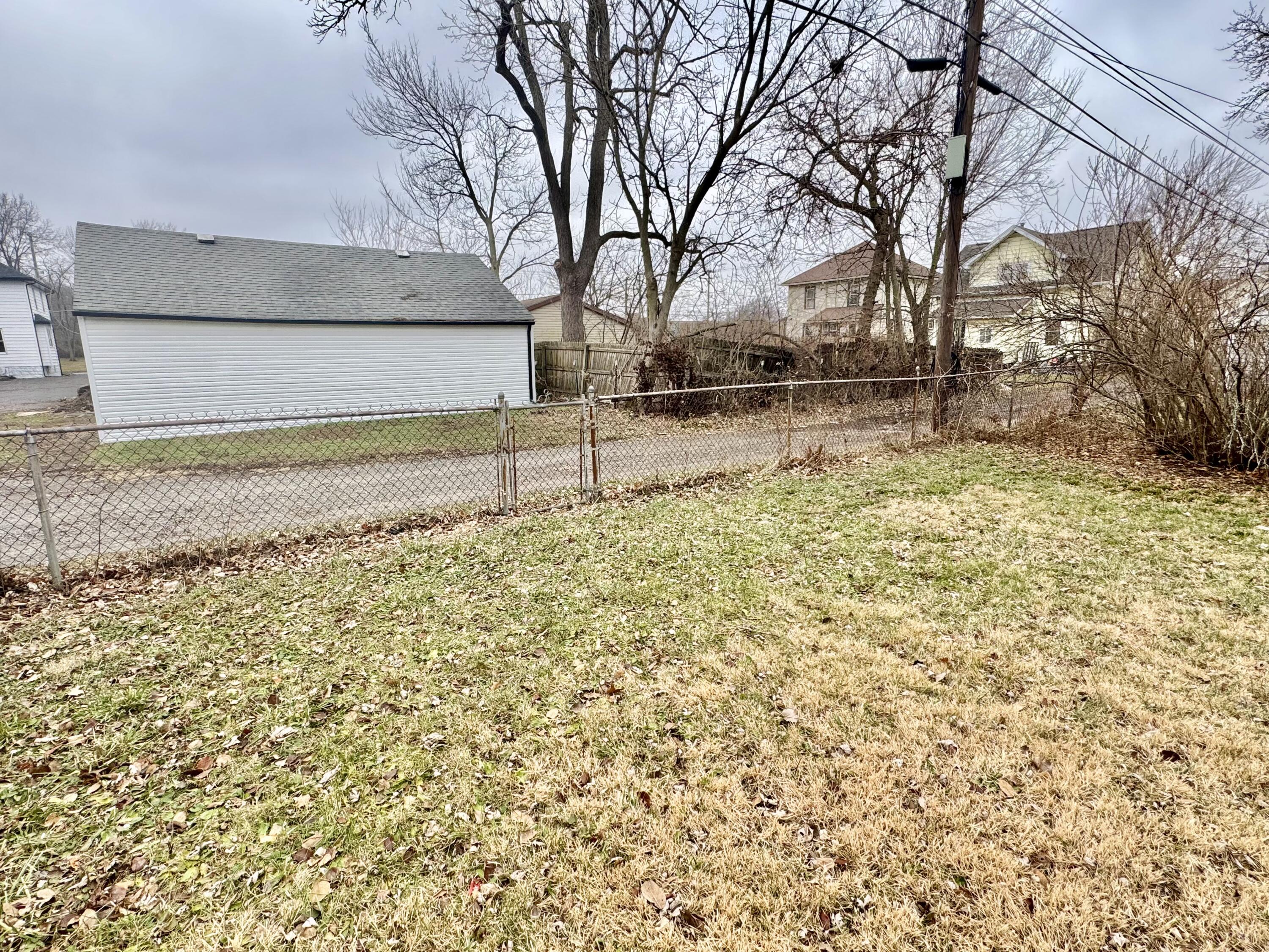 1041 Elizabeth Street, Lima, Ohio 45801