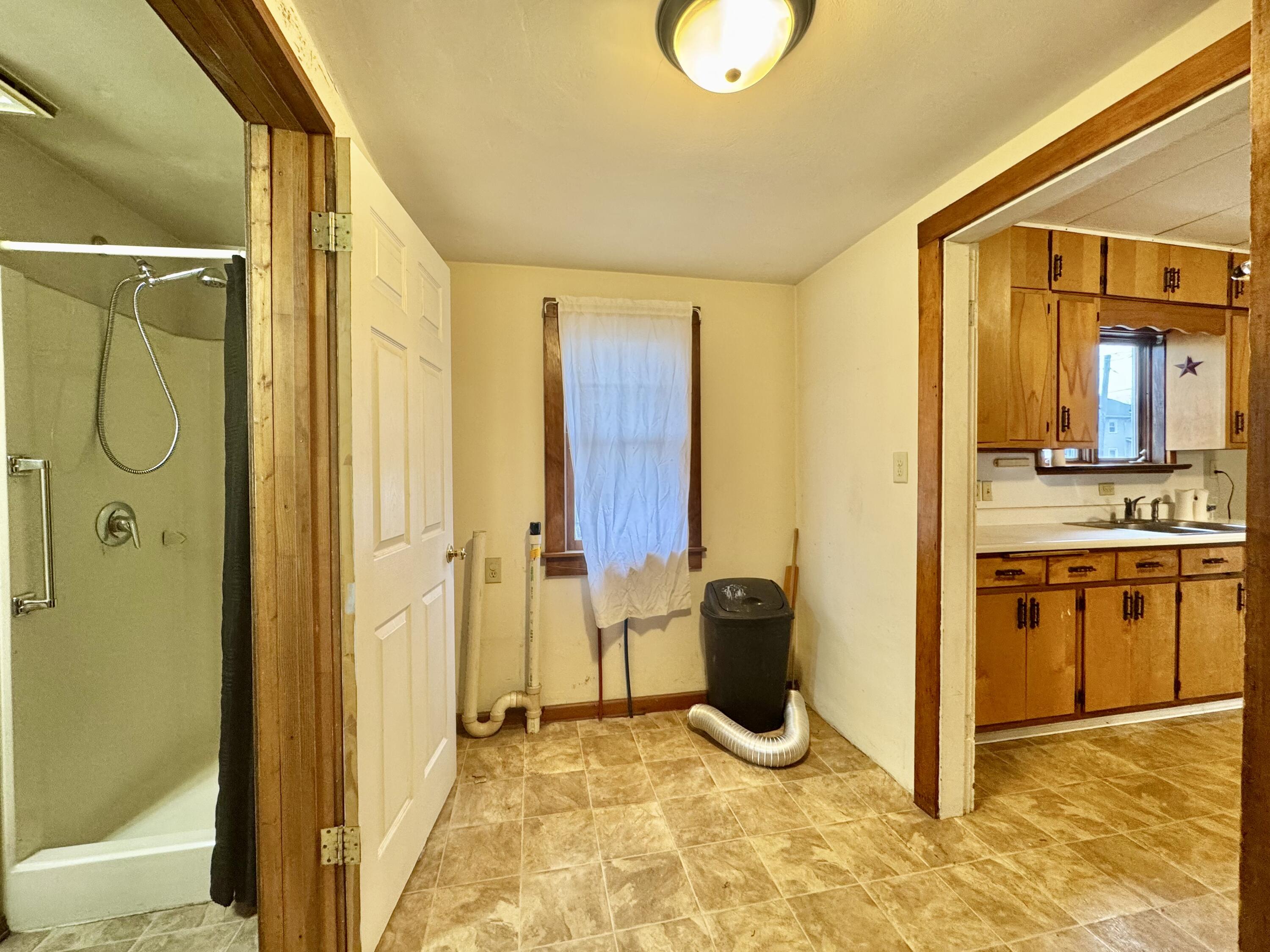 1041 Elizabeth Street, Lima, Ohio 45801