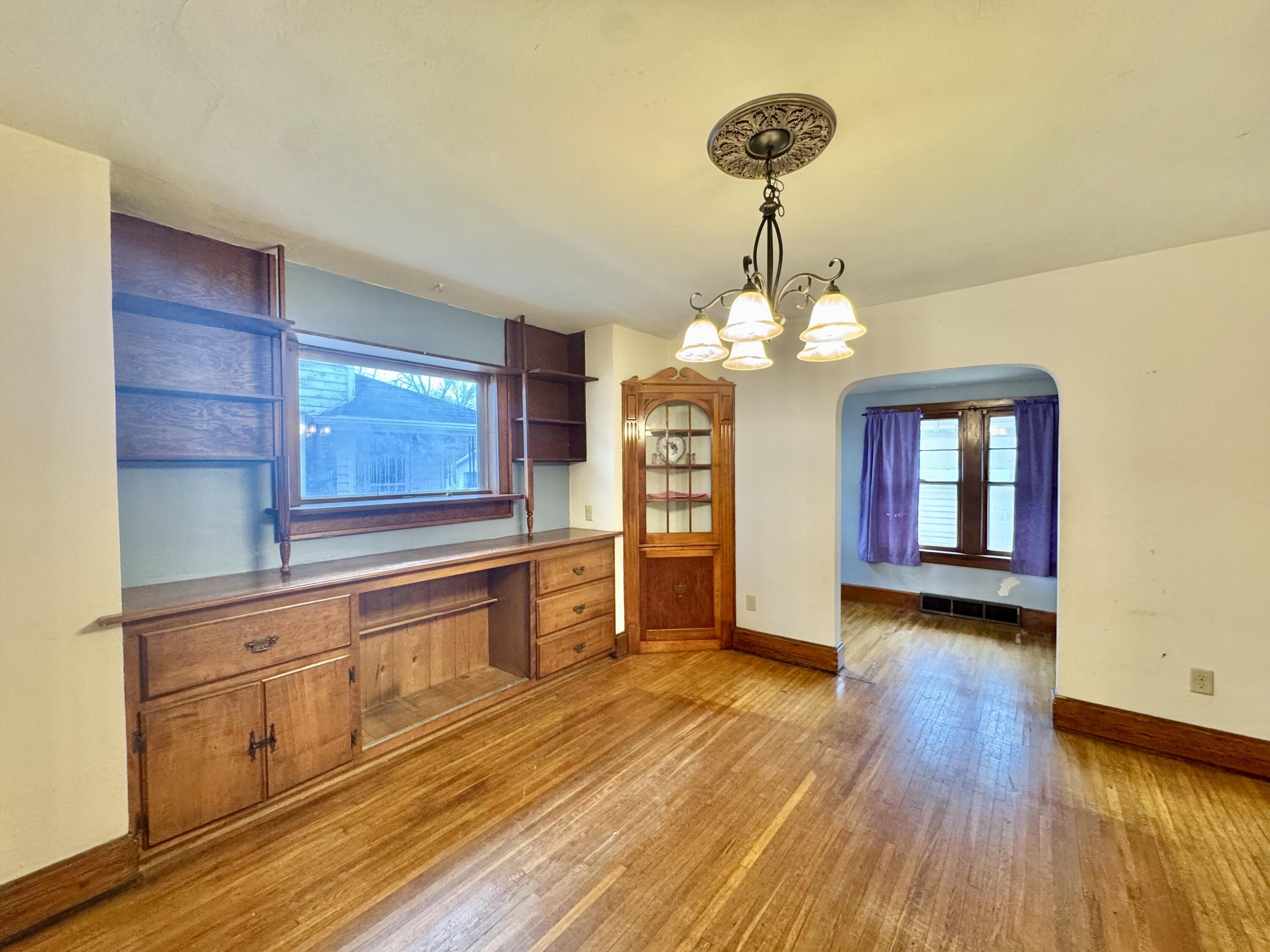 1041 Elizabeth Street, Lima, Ohio 45801