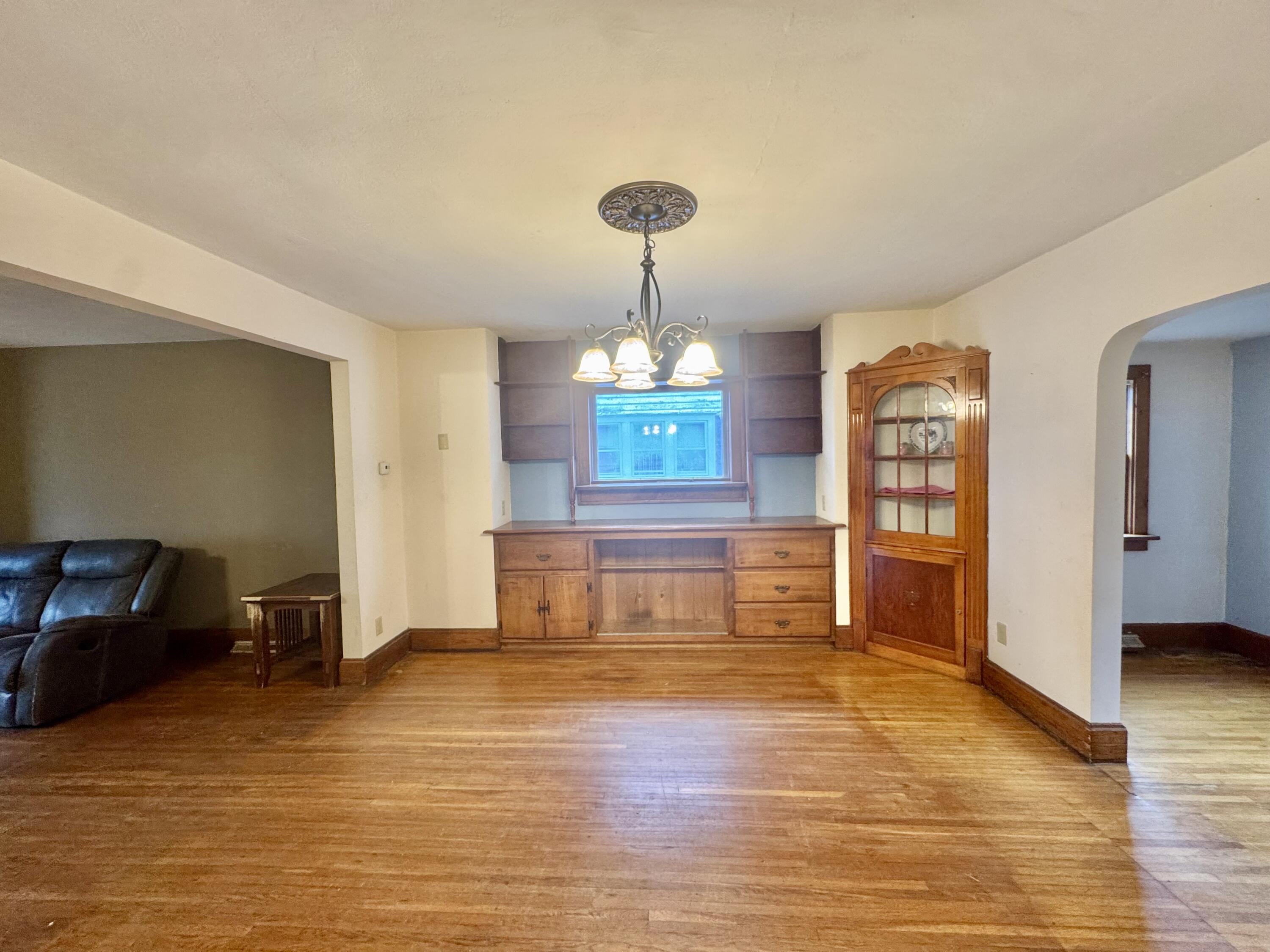 1041 Elizabeth Street, Lima, Ohio 45801