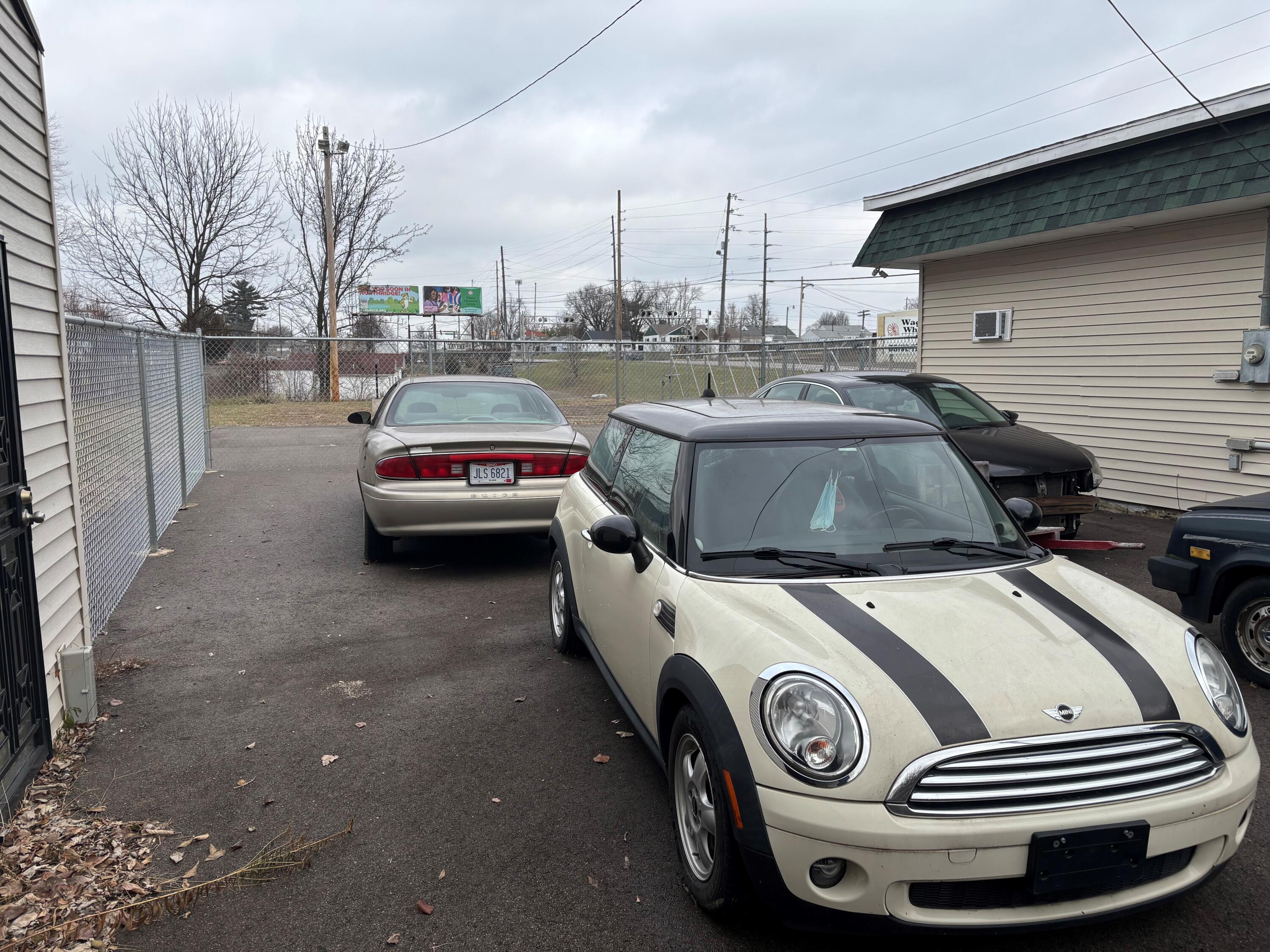 1235 Burnett Road, Springfield, Ohio 45505