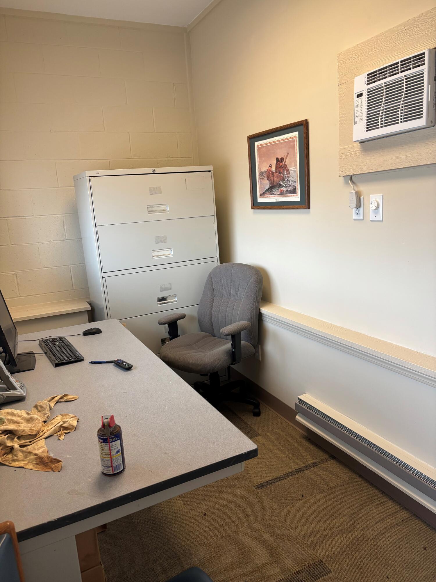 1235 Burnett Road, Springfield, Ohio 45505