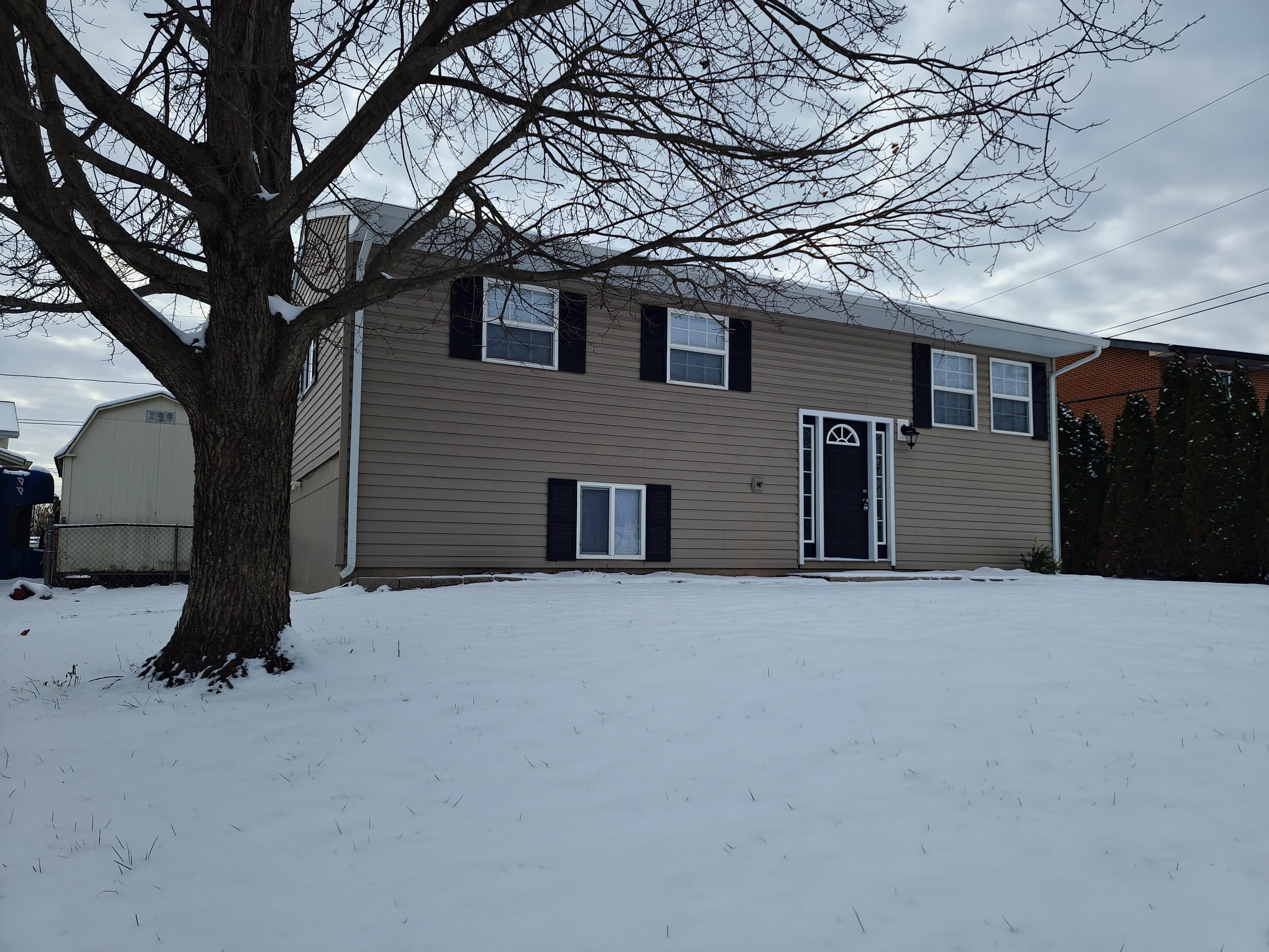 1729 Hocker Avenue, New Carlisle, Ohio 45344