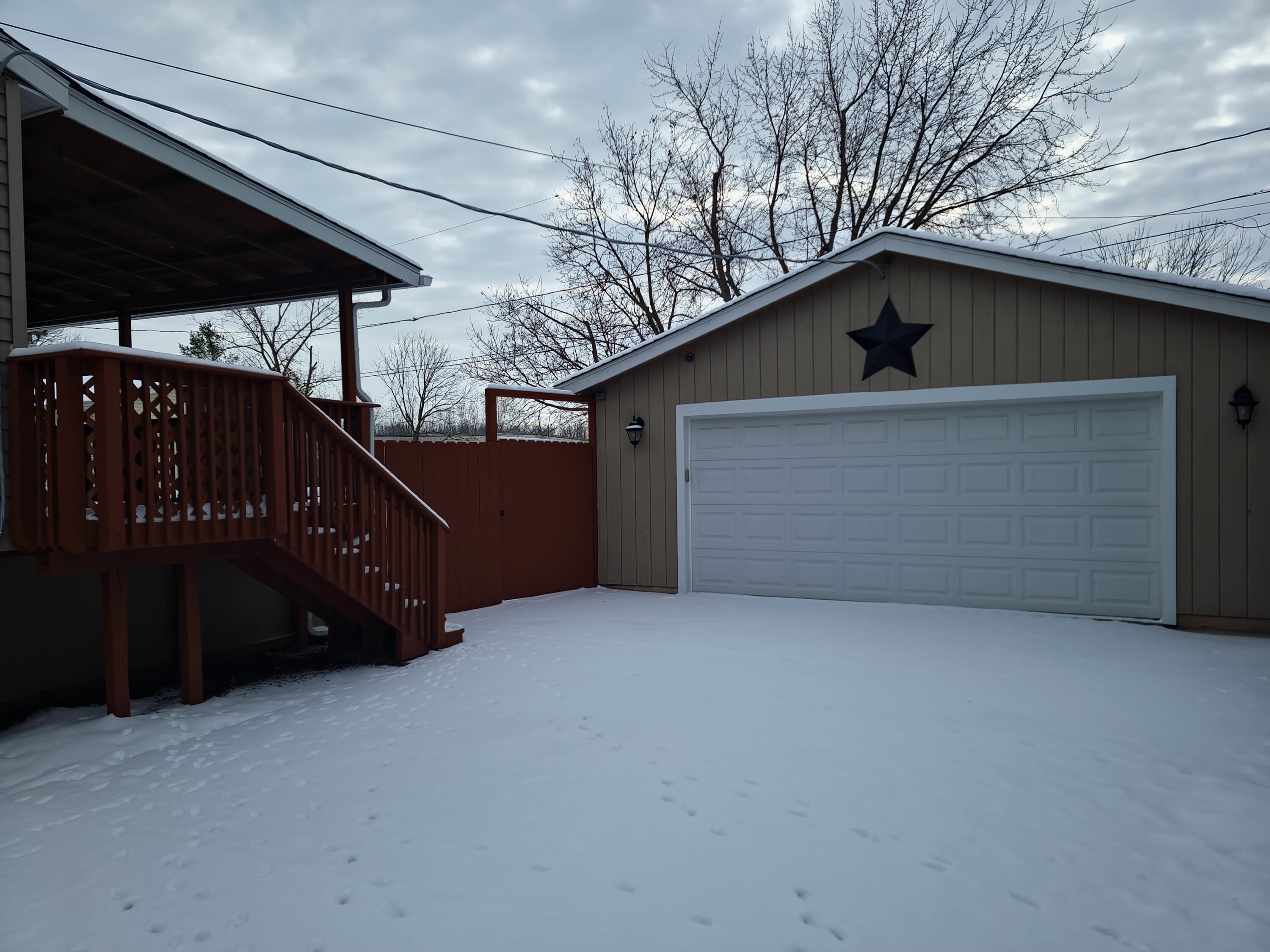 1729 Hocker Avenue, New Carlisle, Ohio 45344