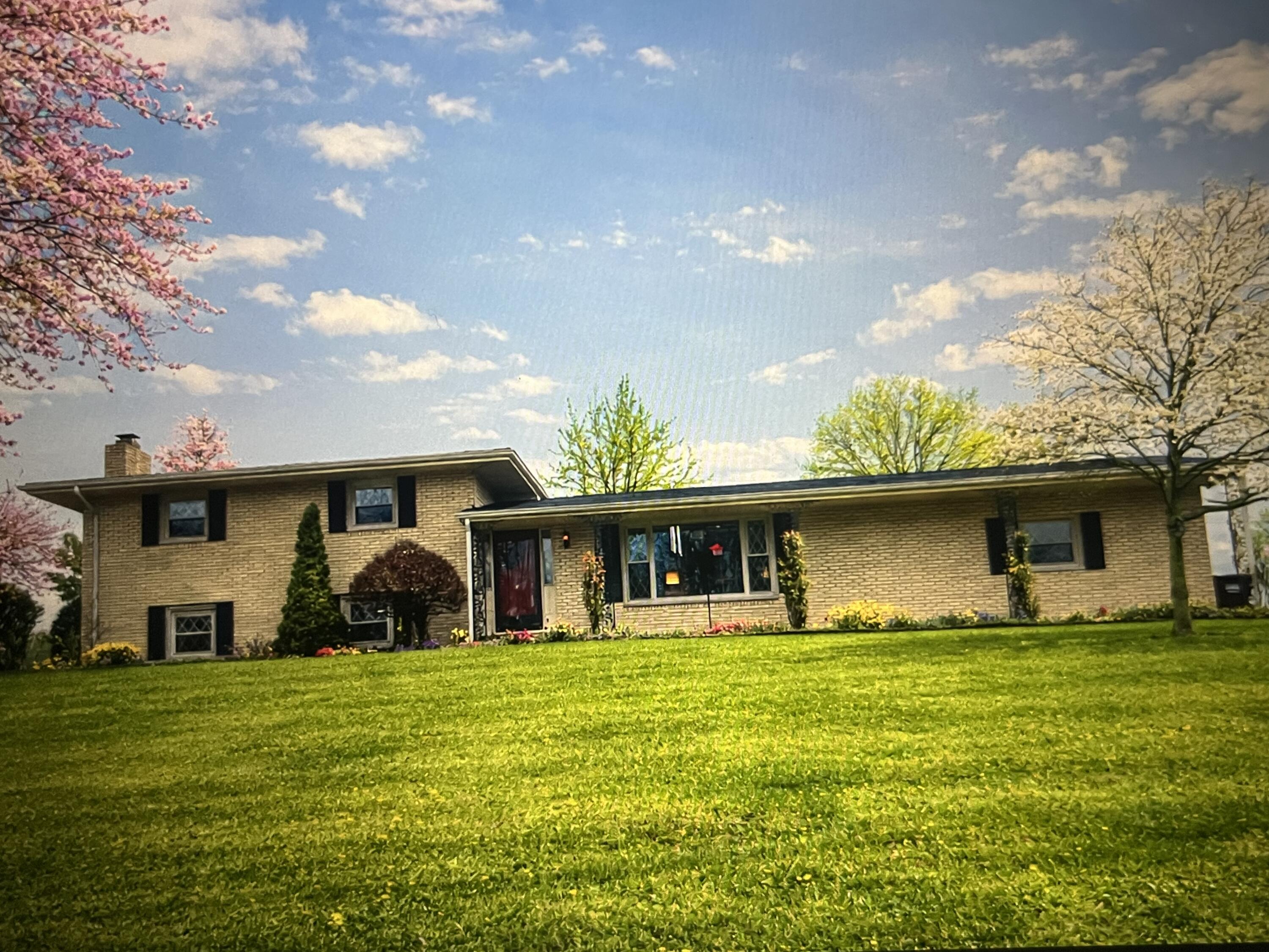 2385 Landman Mill Road, Piqua, Ohio 45356