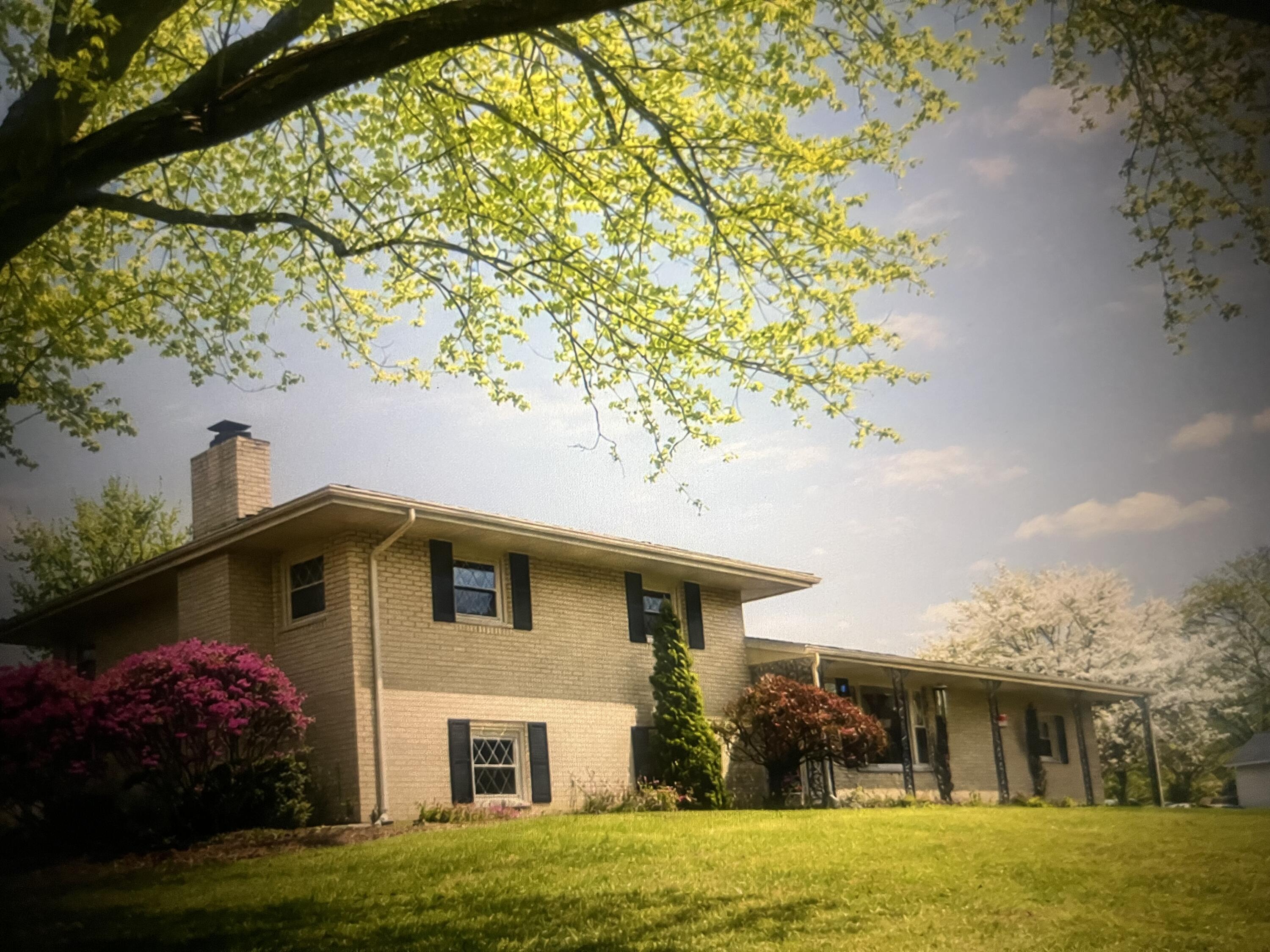 2385 Landman Mill Road, Piqua, Ohio 45356