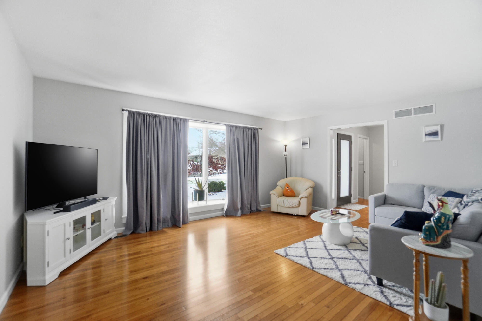 819 Canyon Drive, Lima, Ohio 45804