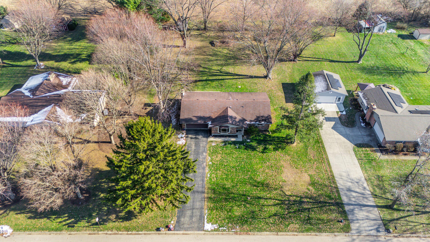 6115 Detrick Road, Tipp City, Ohio 45371