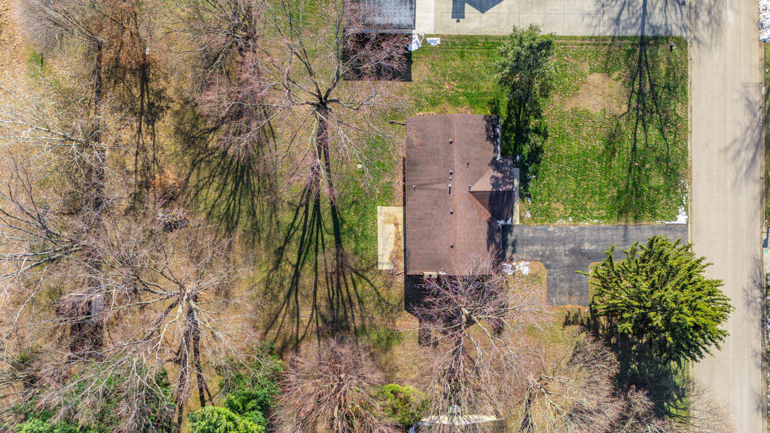 6115 Detrick Road, Tipp City, Ohio 45371