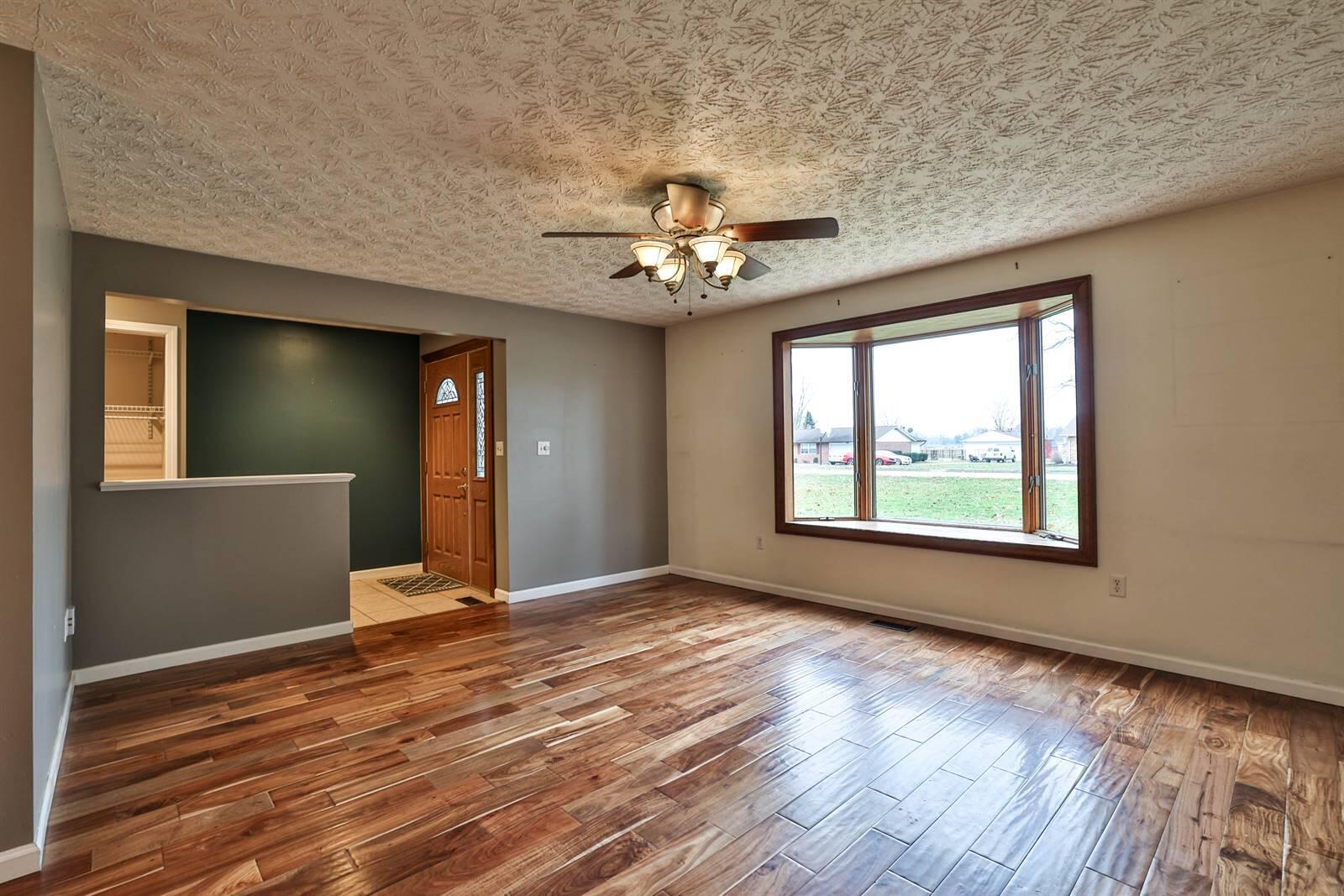 6115 Detrick Road, Tipp City, Ohio 45371