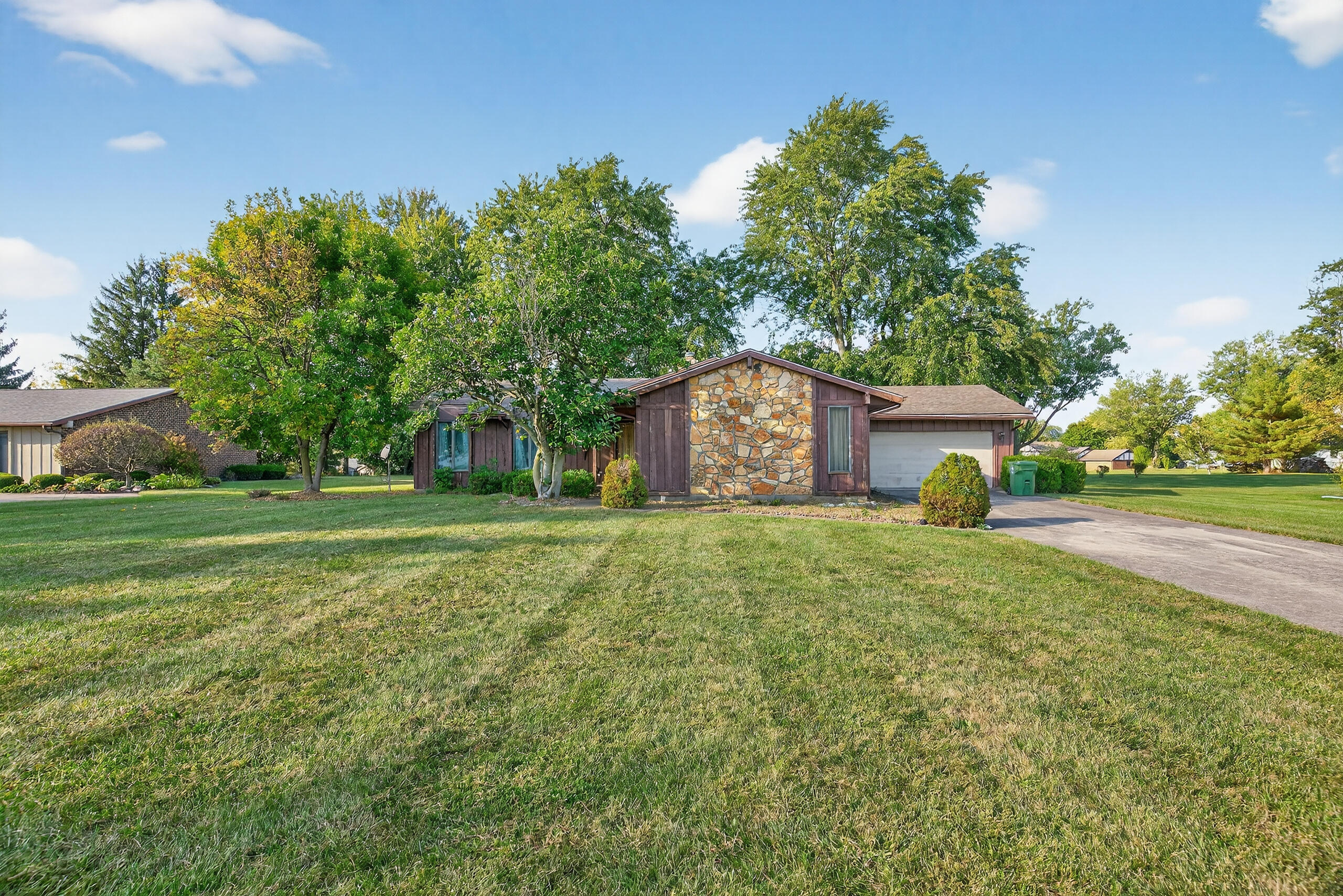 748 Stratford Drive, Sidney, Ohio 45365
