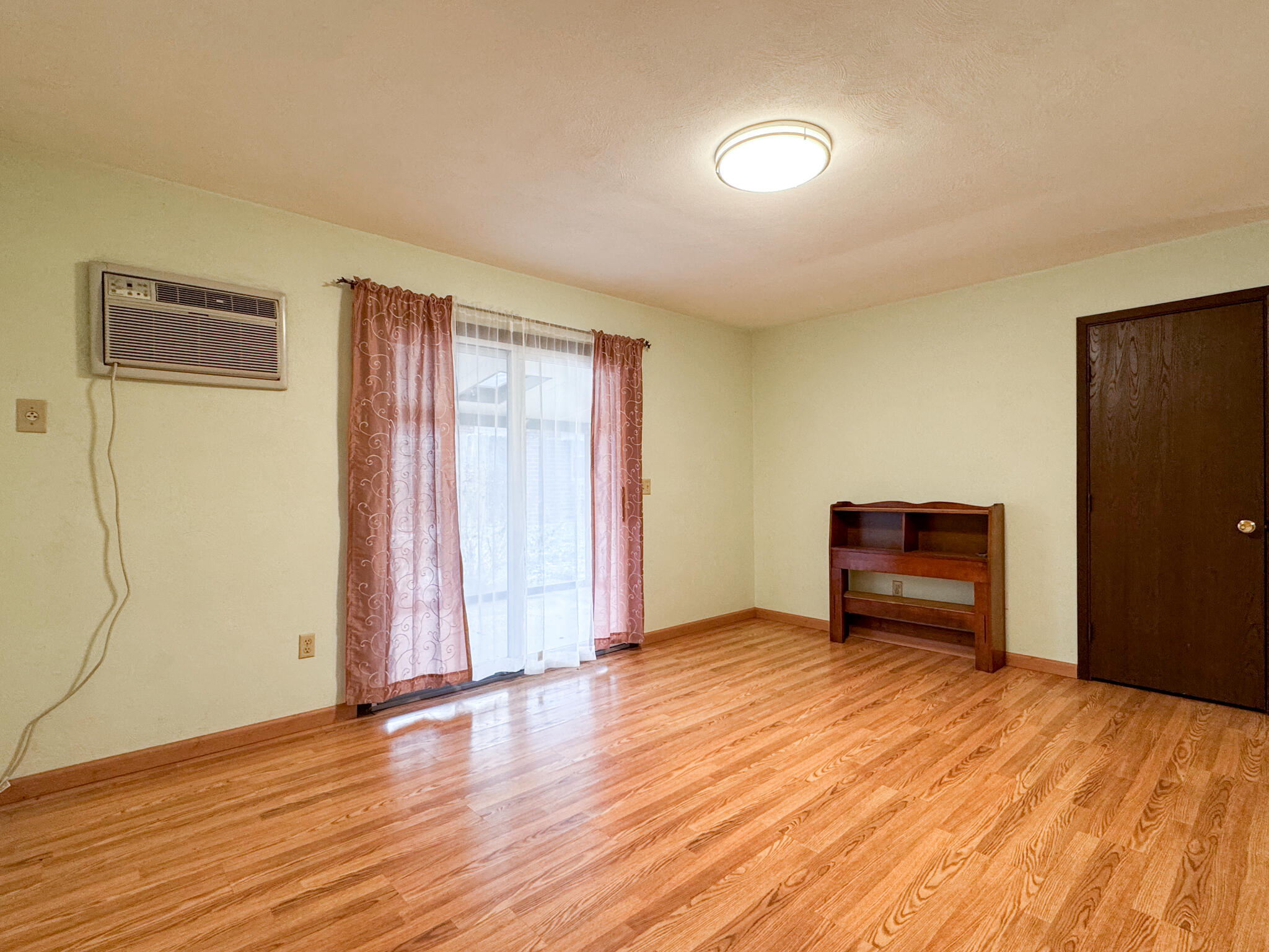 86 Scott Drive, Englewood, Ohio 45322