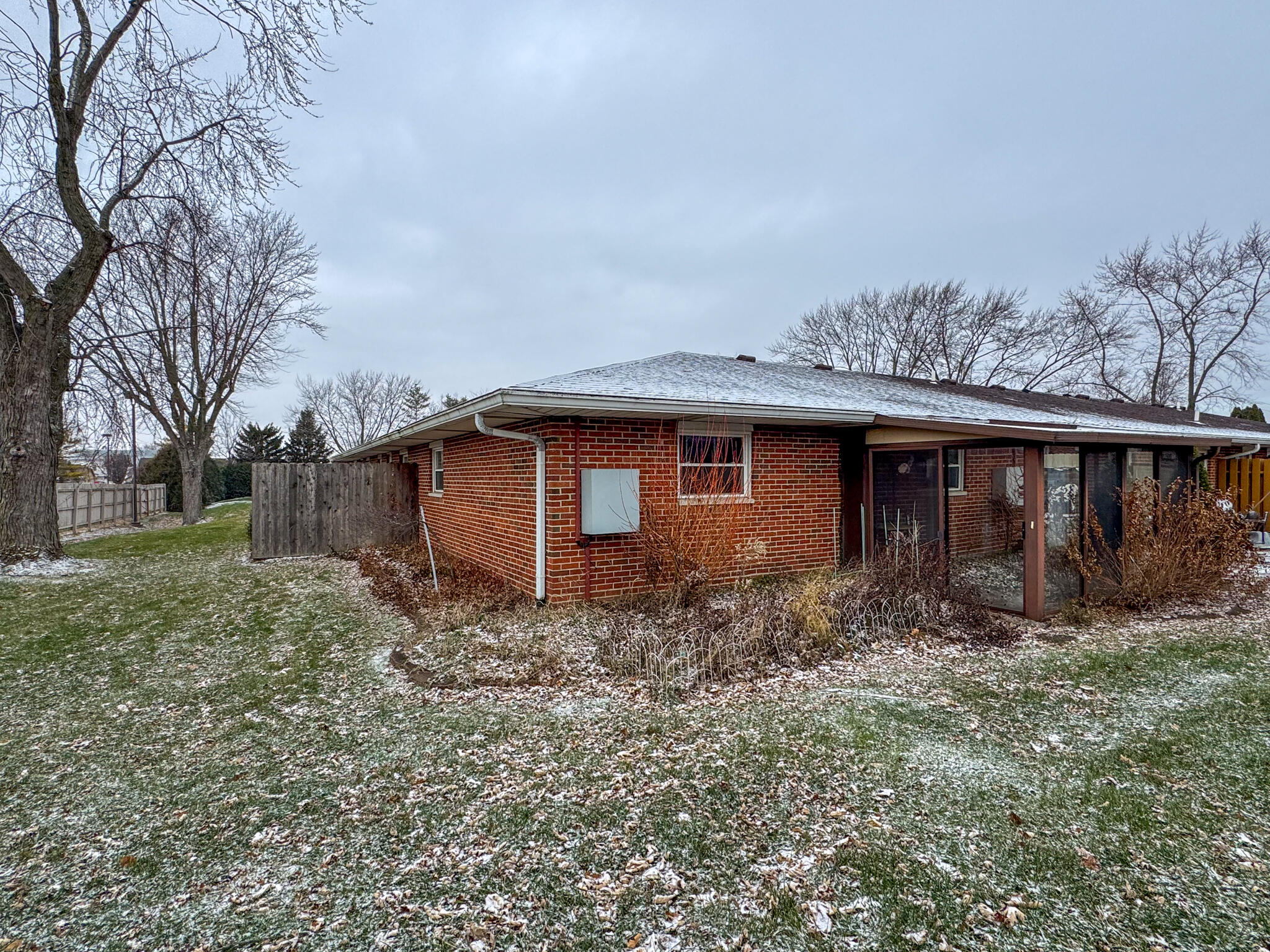 86 Scott Drive, Englewood, Ohio 45322