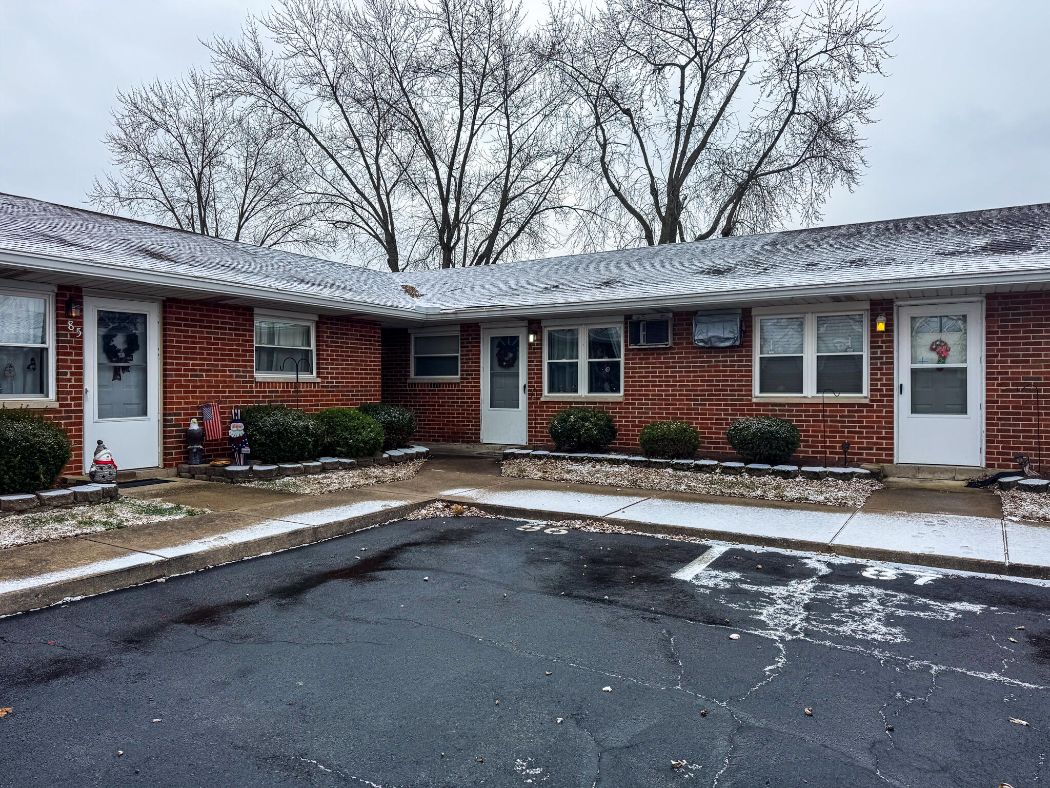 86 Scott Drive, Englewood, Ohio 45322