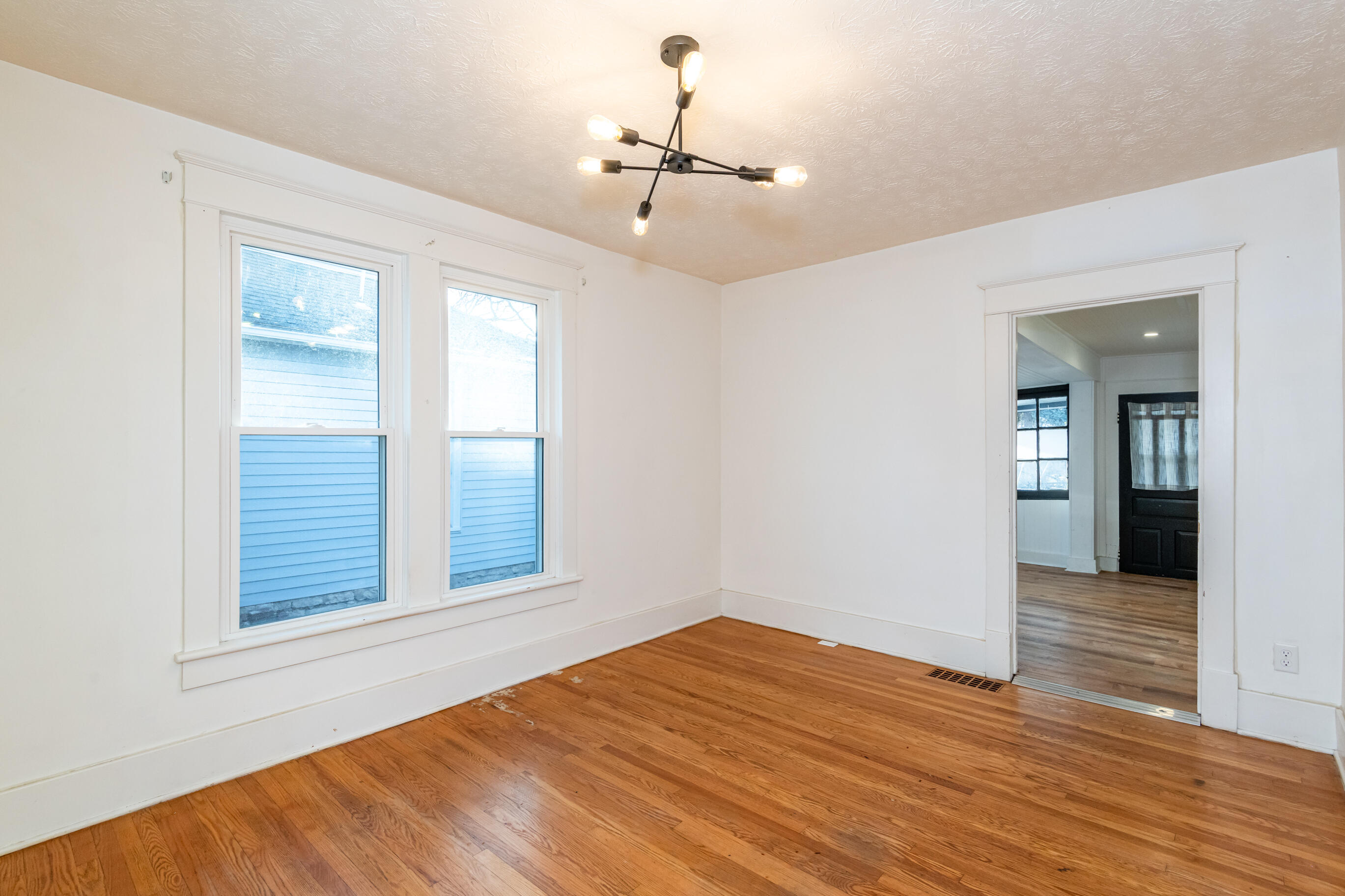 123 Washington Avenue, Urbana, Ohio 43078