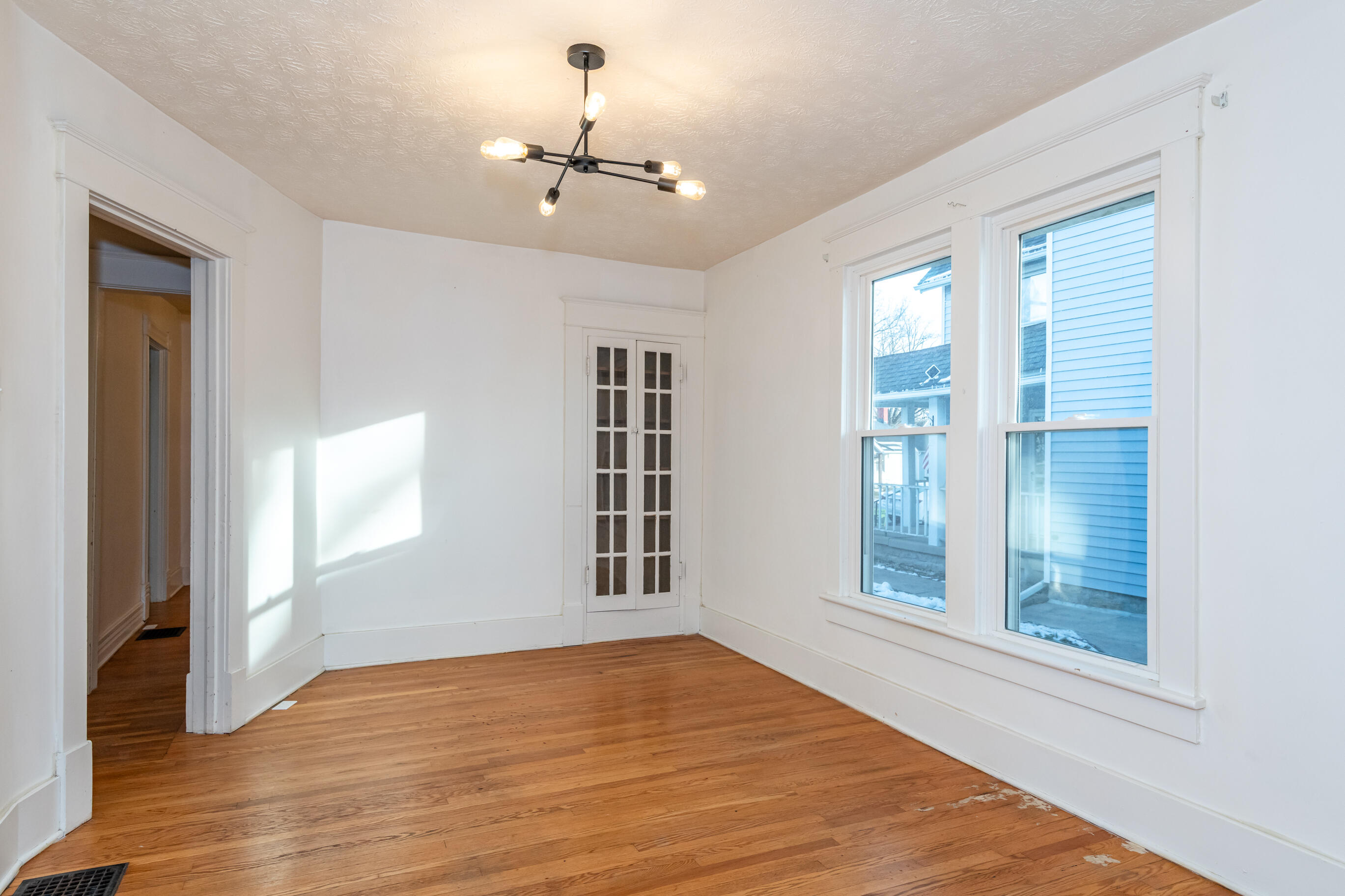 123 Washington Avenue, Urbana, Ohio 43078